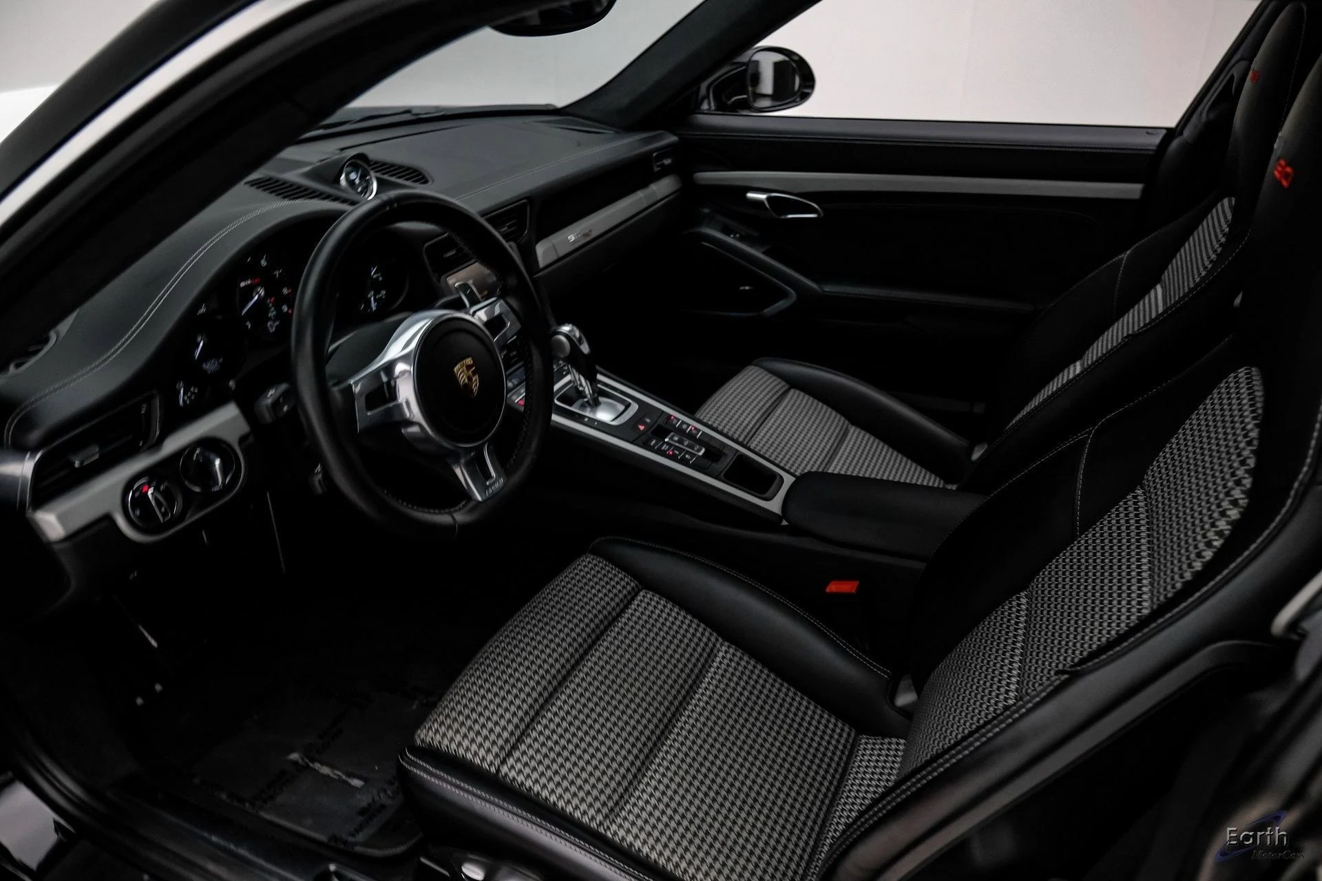 mph040_3444616587_01b02c0f0a88dc353362cced7c7a4d12x_c31634789c