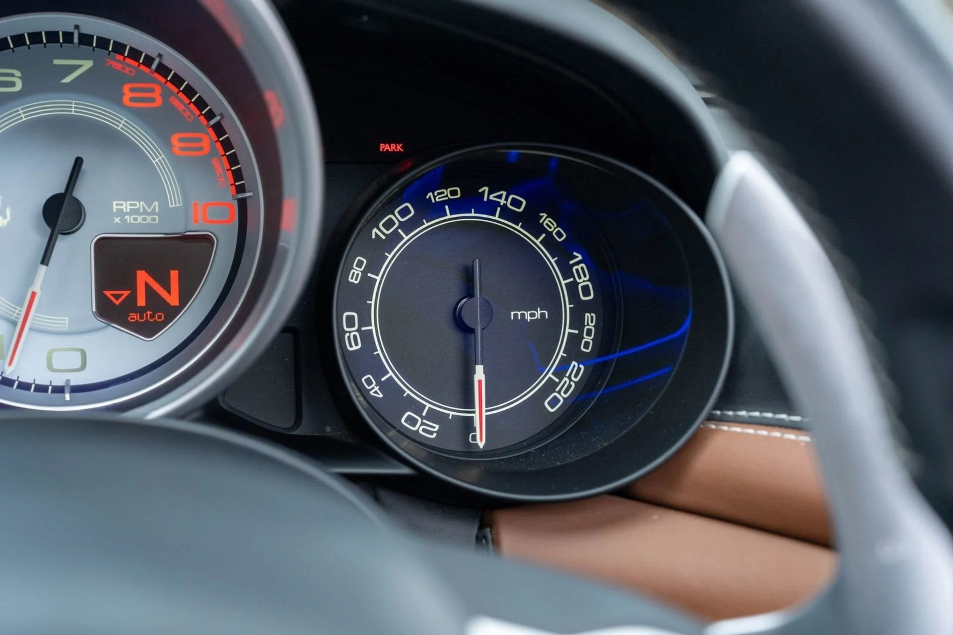 mph040_3444805428_05c65466409d4974b8d2037fbaad1909_19f331104f