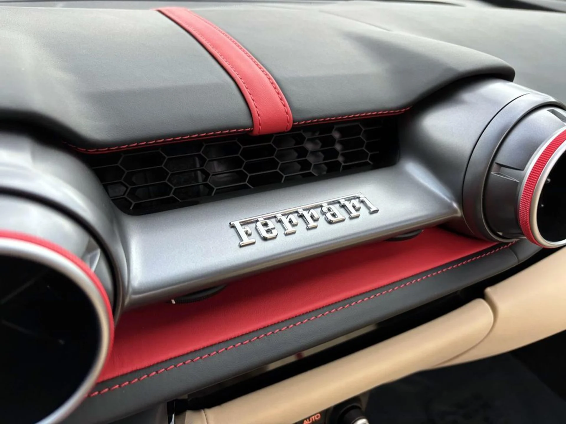 mph040_3445222864_666d1b52c2fe69f9d5fac56cb55bea90x_26ef913d27