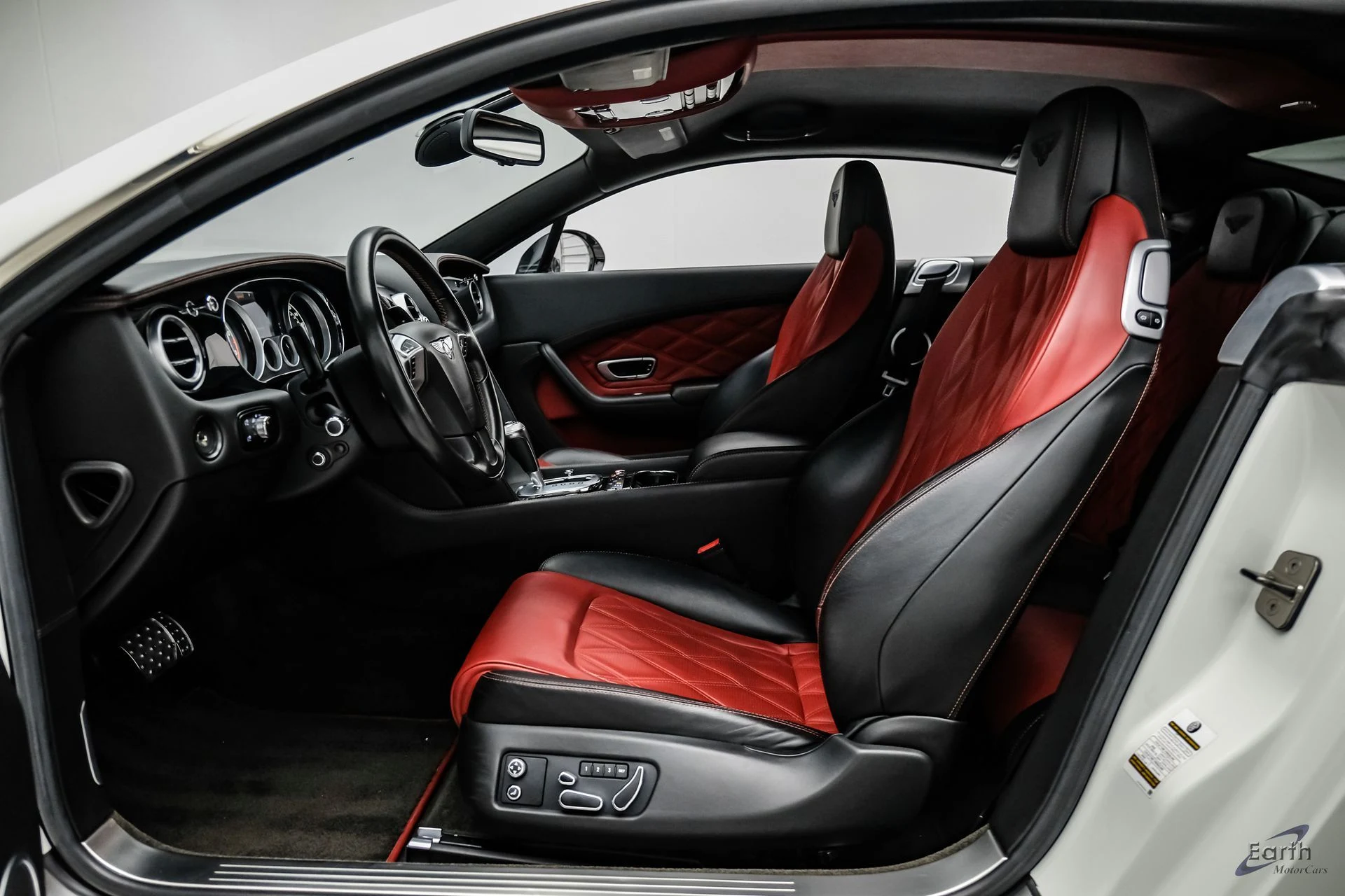 mph040_3446816556_85ca5b944bf08dd020885285bd9ba814x_a98e259495