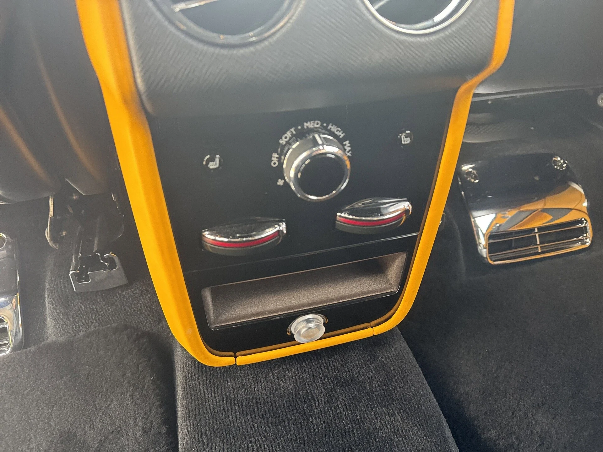 mph040_3448345616_2b4fae4cf79da9e21ba71cad3286e956x_e993ca36d8