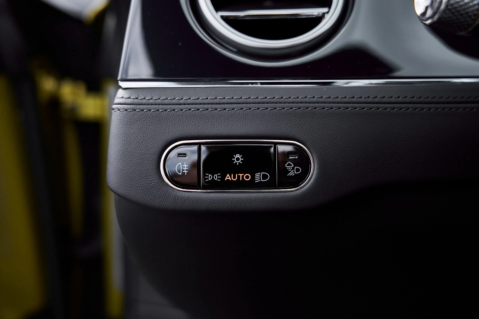 mph040_3461569762_Used_2022_Bentley_Continental_GT_V8_1766800396_c1680e7a6a