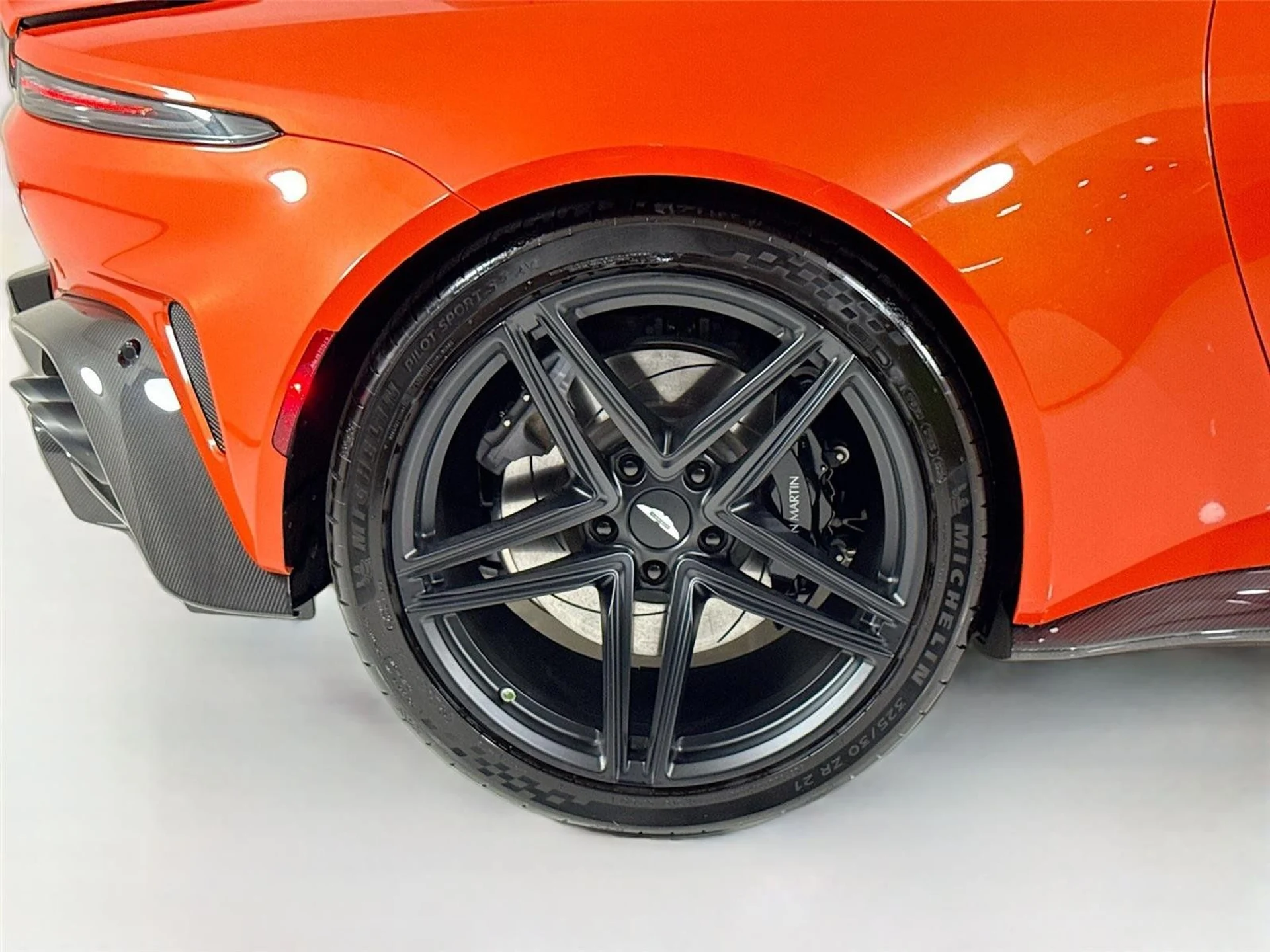 mph040_3470260749_1e7aef4fe03cb168159820d5087e6b8a_f8ff609f42