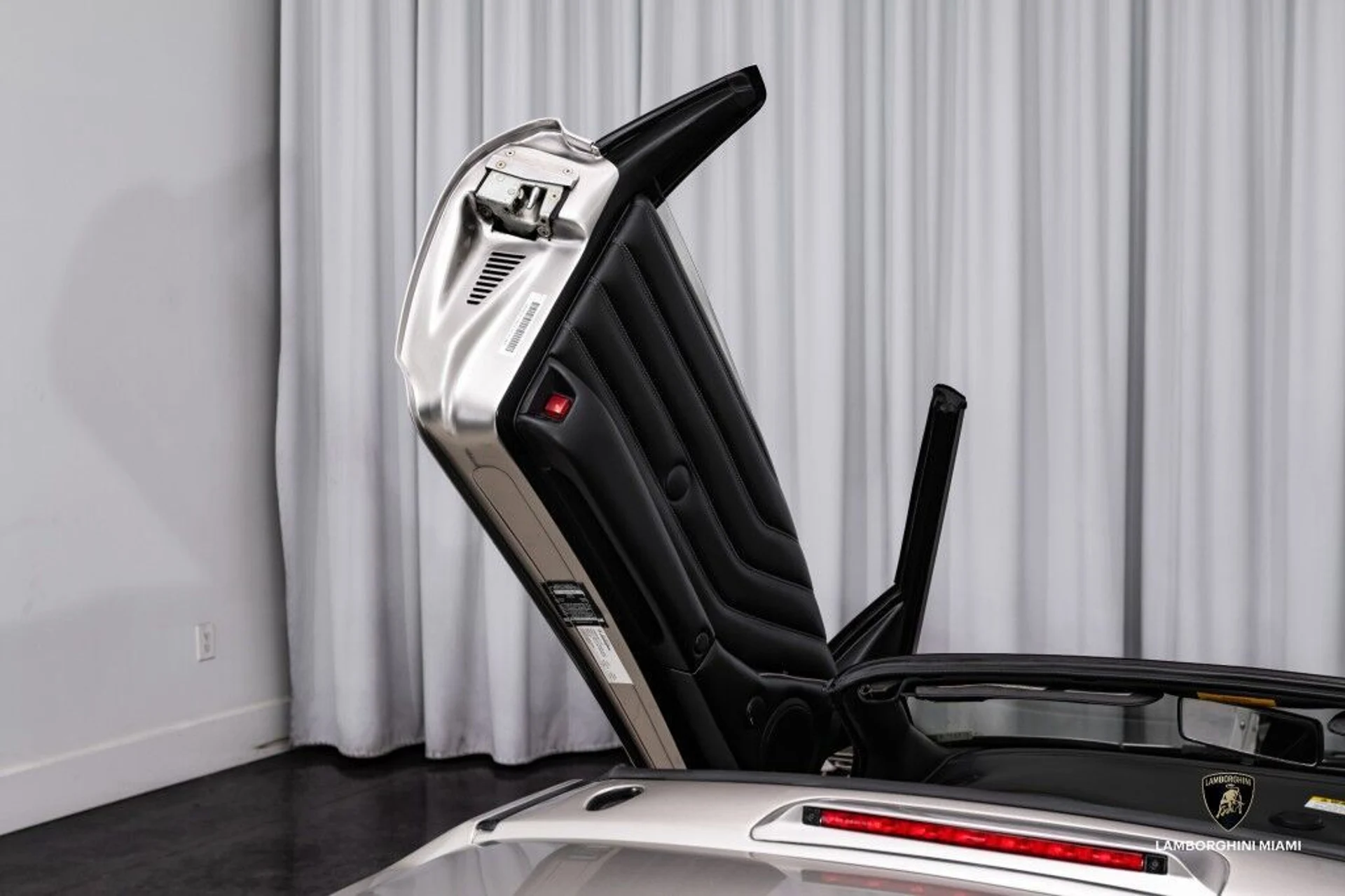 mph040_3478373142_614f801ab867d91523574d78e5ca107b_37f2d17b08