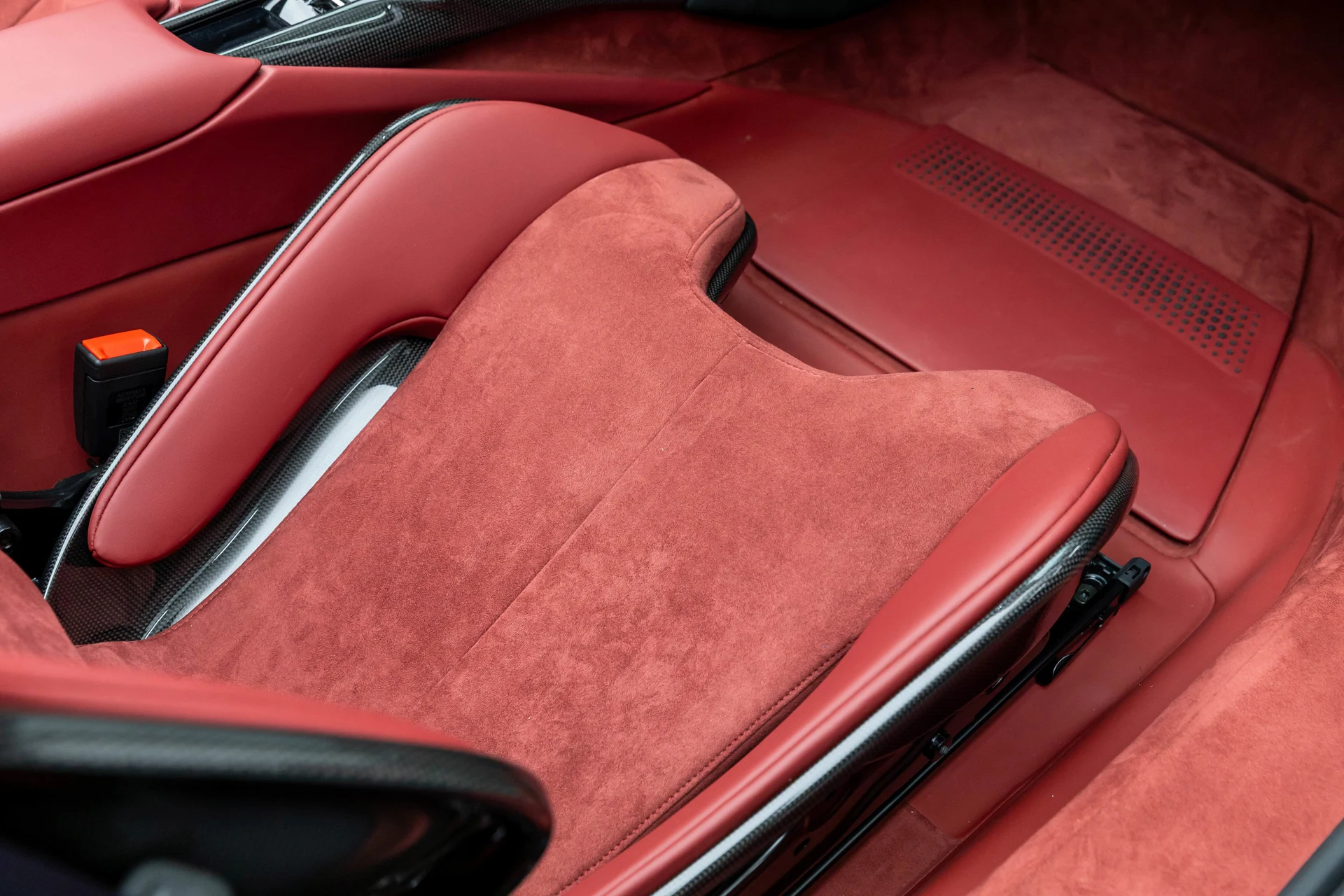 mph040_3480931733_e5c2d55a61754fd2b7f457f196187704_6852c0a853