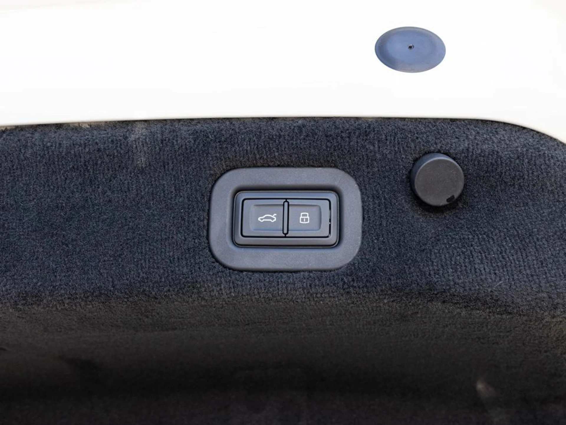 mph040_3498642538_465336698_68f22a7ac83056c645fcffc2_9a13ecce15