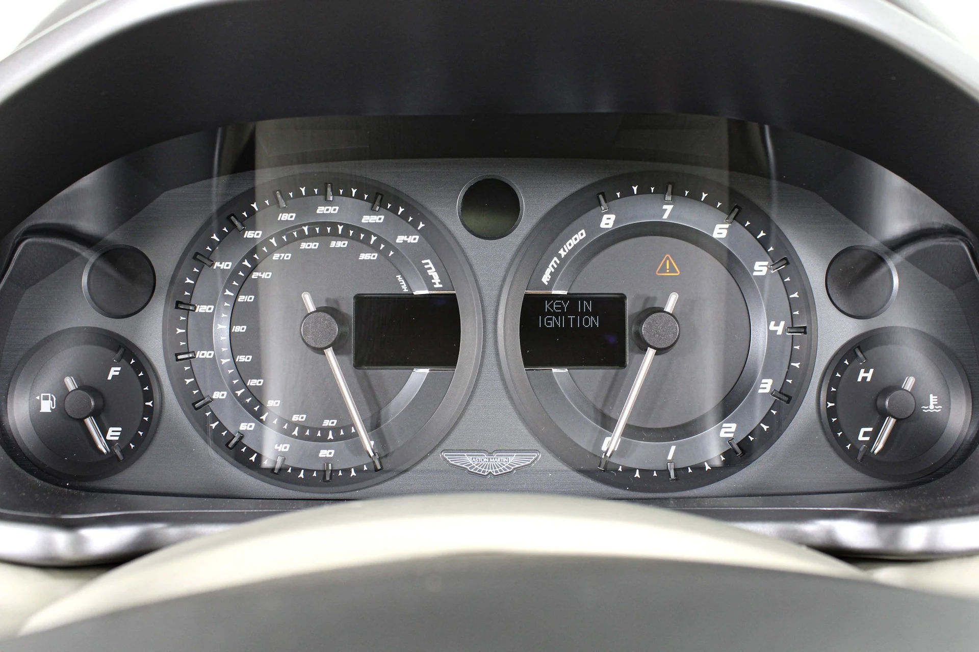 mph040_3535644139_0973144e6e0b6251090997ee53ec5c12_2efddb69b2