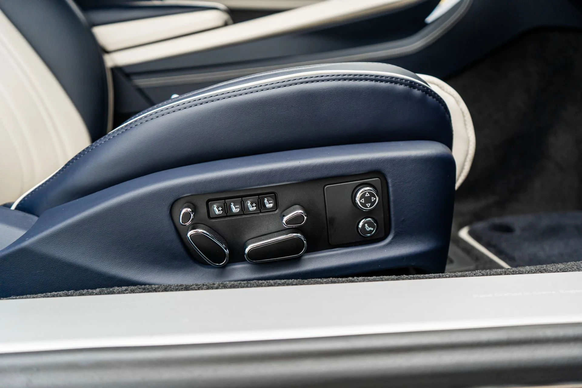 mph040_354133998_d96e37f7_d502_48a3_be2b_2f64a5f350b9_f7f90d8be0