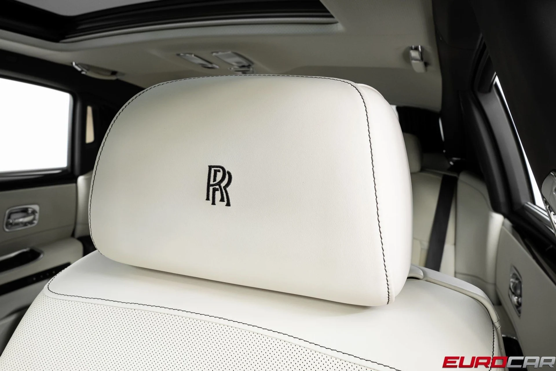 mph040_3542039390_image_41_a0672a7b07