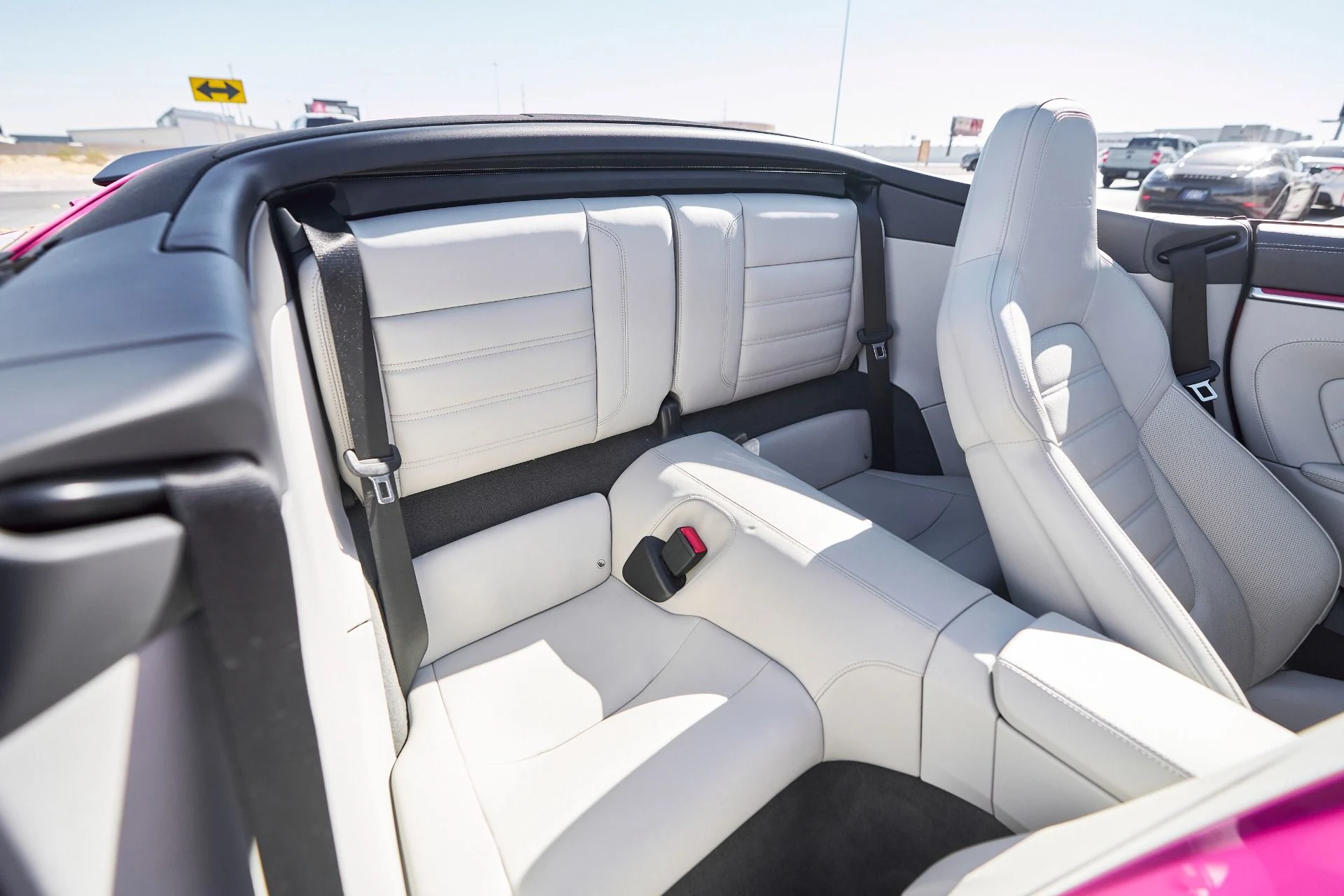 mph040_356198225_Used_2023_Porsche_911_Turbo_1762568168_e0e3162647