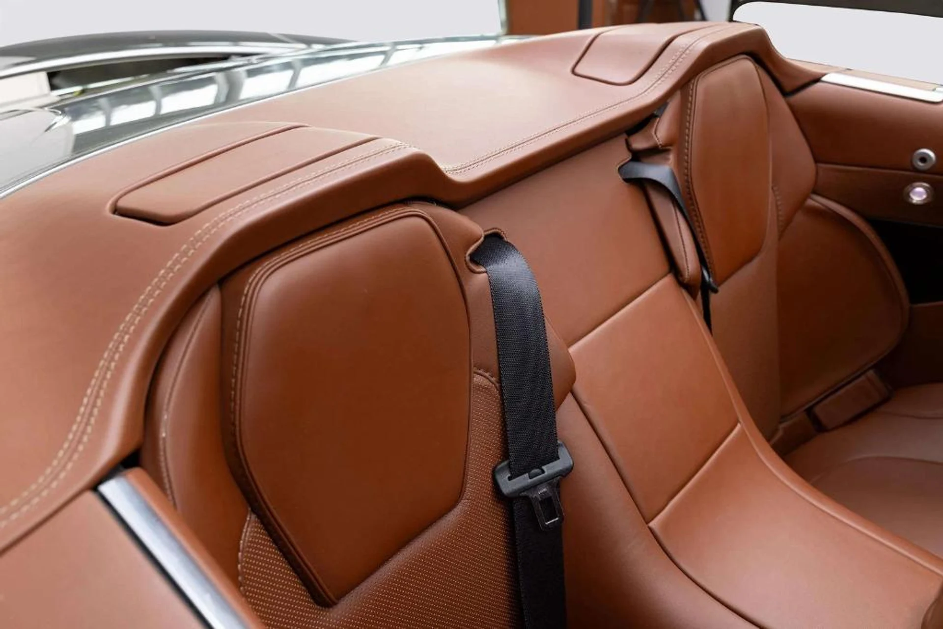 mph040_3562986554_Q1py_I_Hcf_A_m_SN_Srv_DHGH_Ms_V1q_Ok_d4e85ac1c1