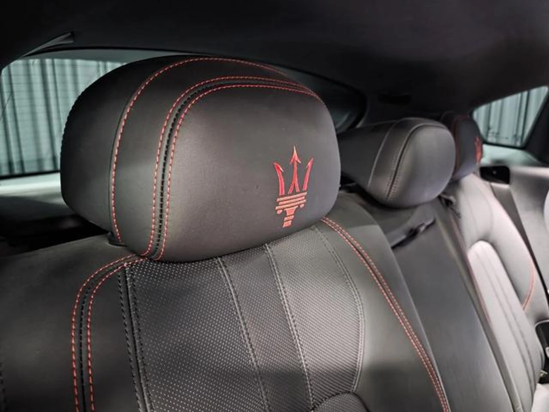 mph040_3571917798_ad_G_Os_0mj_E6jbrl_Uw_J6_Try_hy_Y_63dbc57645