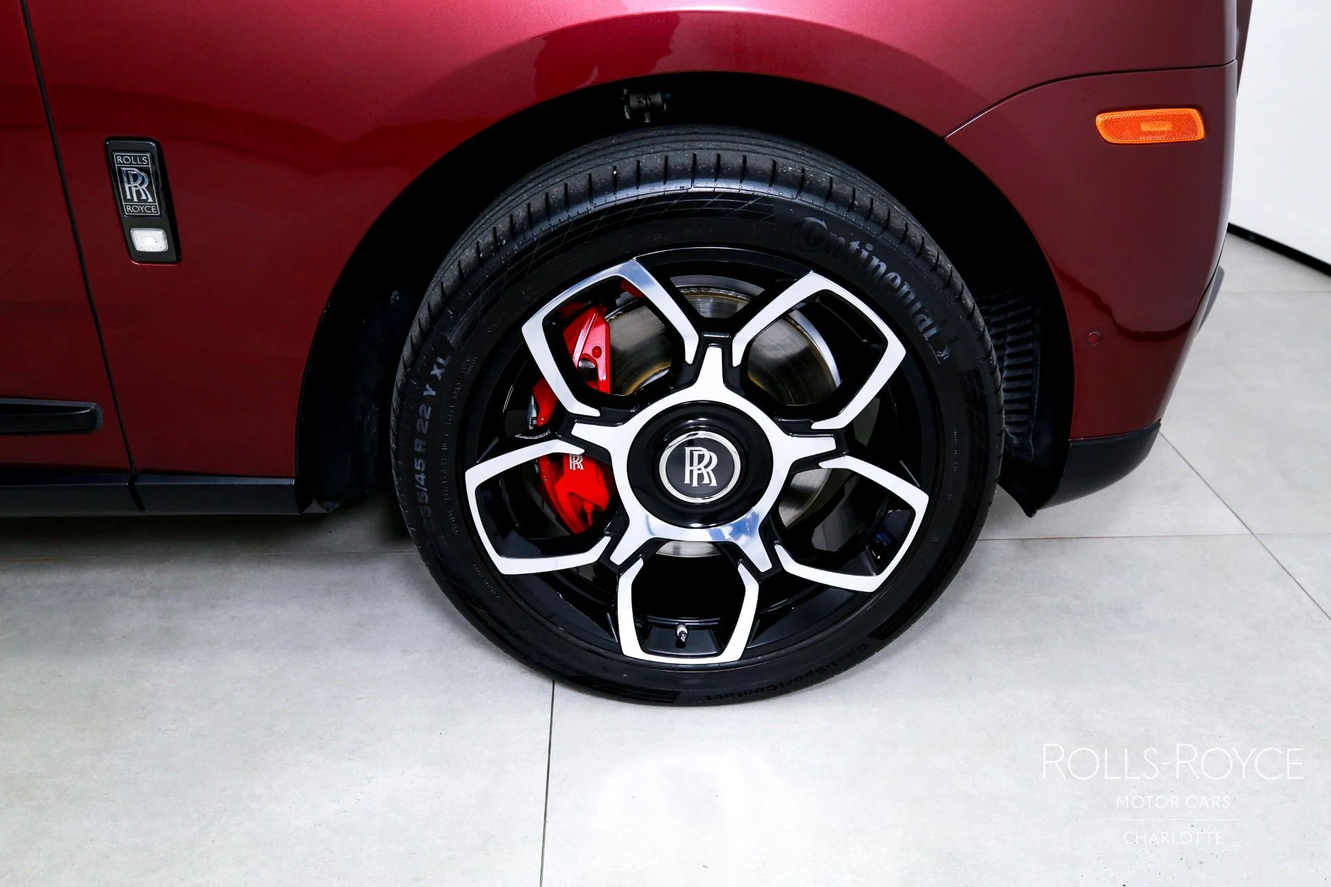 mph040_3574625580_Used_2022_Rolls_Royce_Black_Badge_Cullinan_1769449114_53b13d540e