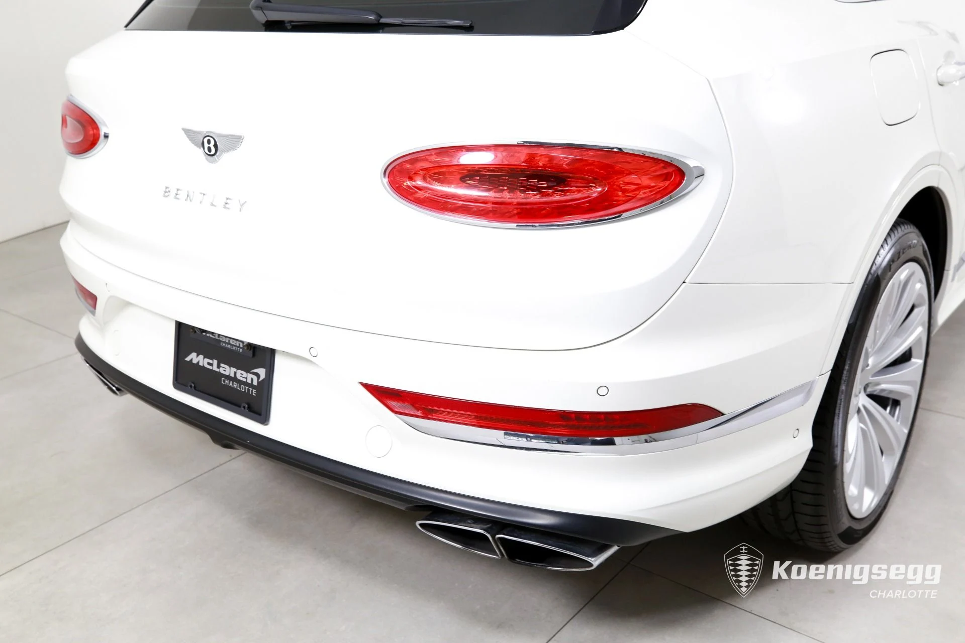 mph040_3575897283_Used_2021_Bentley_Bentayga_Hybrid_1782838696_1a6ba87e99