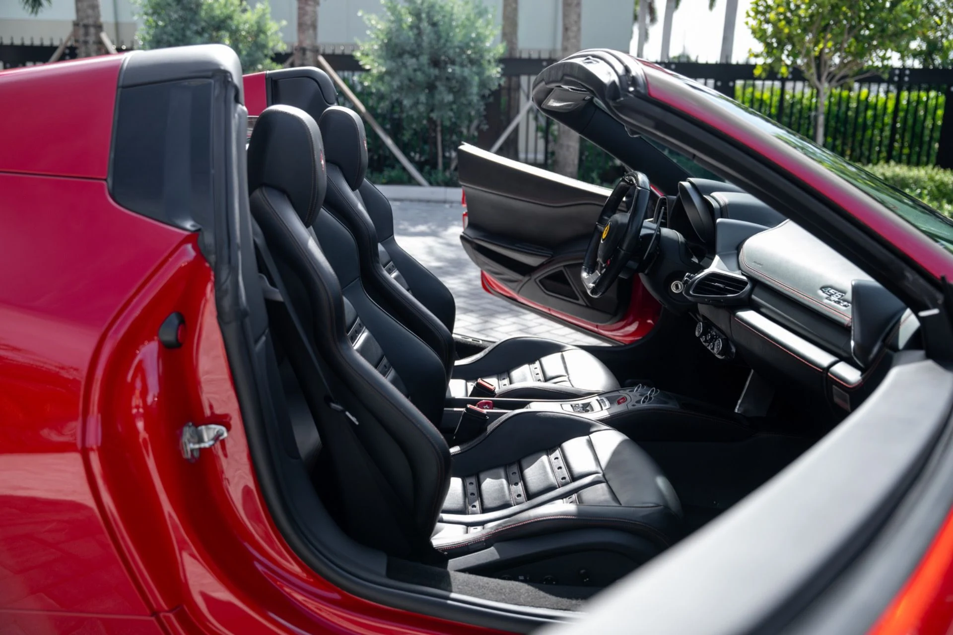 mph040_3580407820_Used_2013_Ferrari_458_Spider_1786379814_fe0d0fcf23