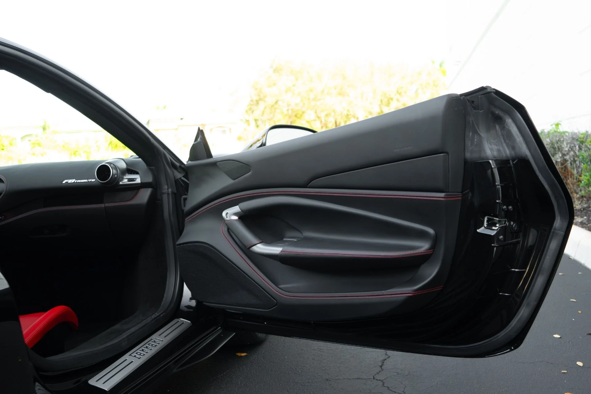 mph040_3602347502_Used_2020_Ferrari_F8_Tributo_1761689763_8bea89dce9