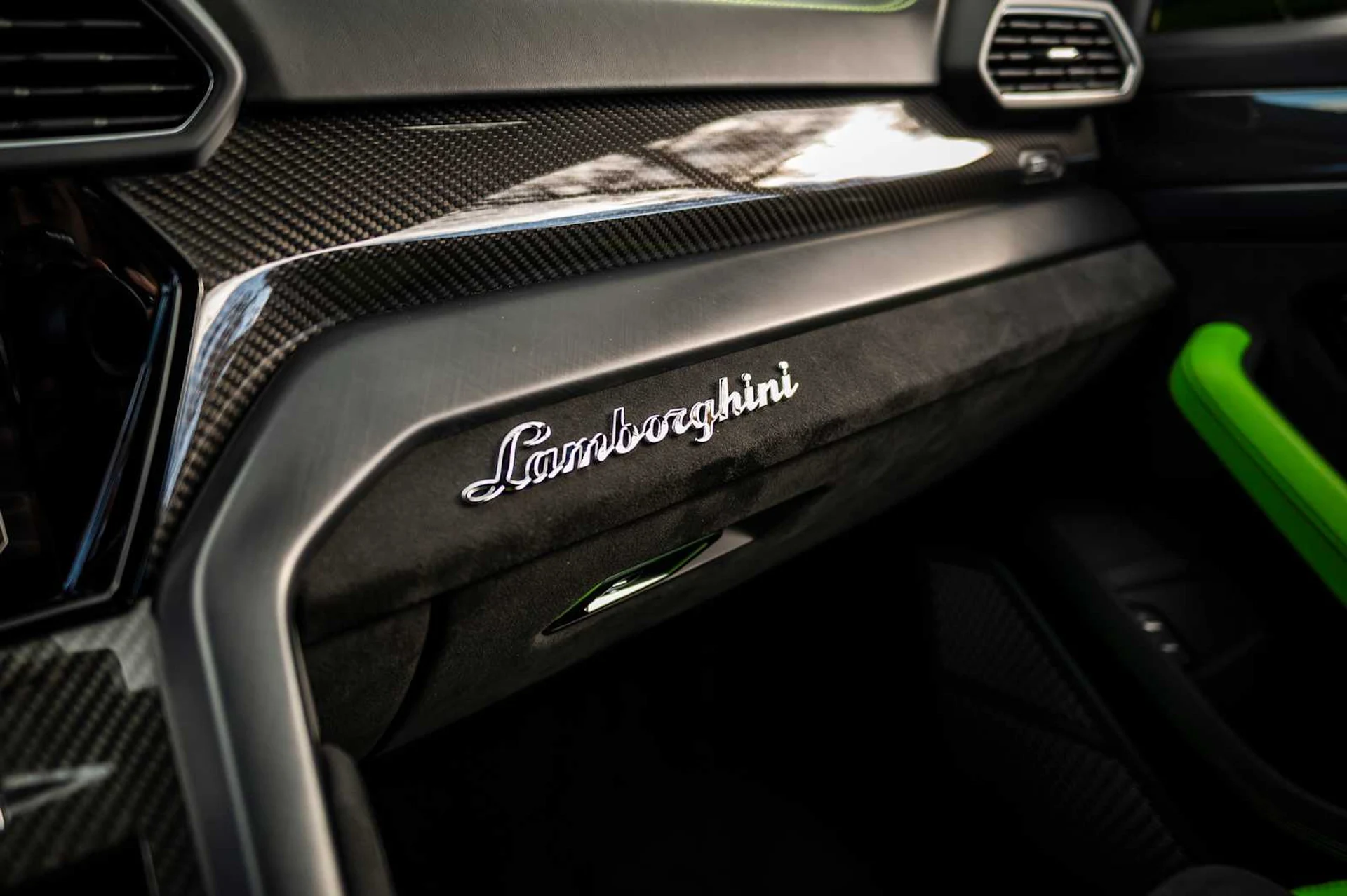 mph040_3603370093_92e39c459318c8ab323f82ce979fee46x_1a2e3db693