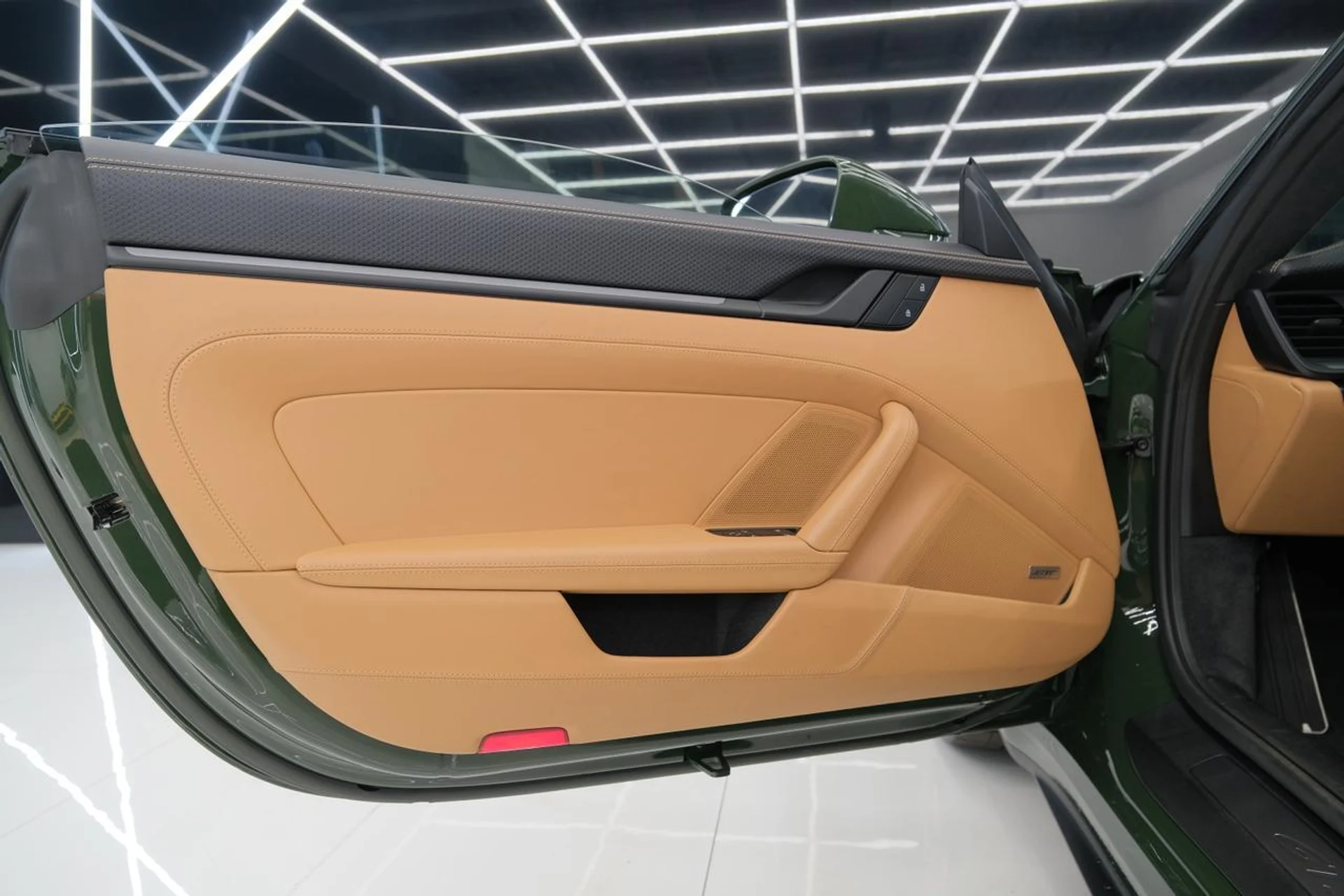 mph040_3621905018_83f04b57b69aa6e1806bb3a3dad390d0_04366532c6