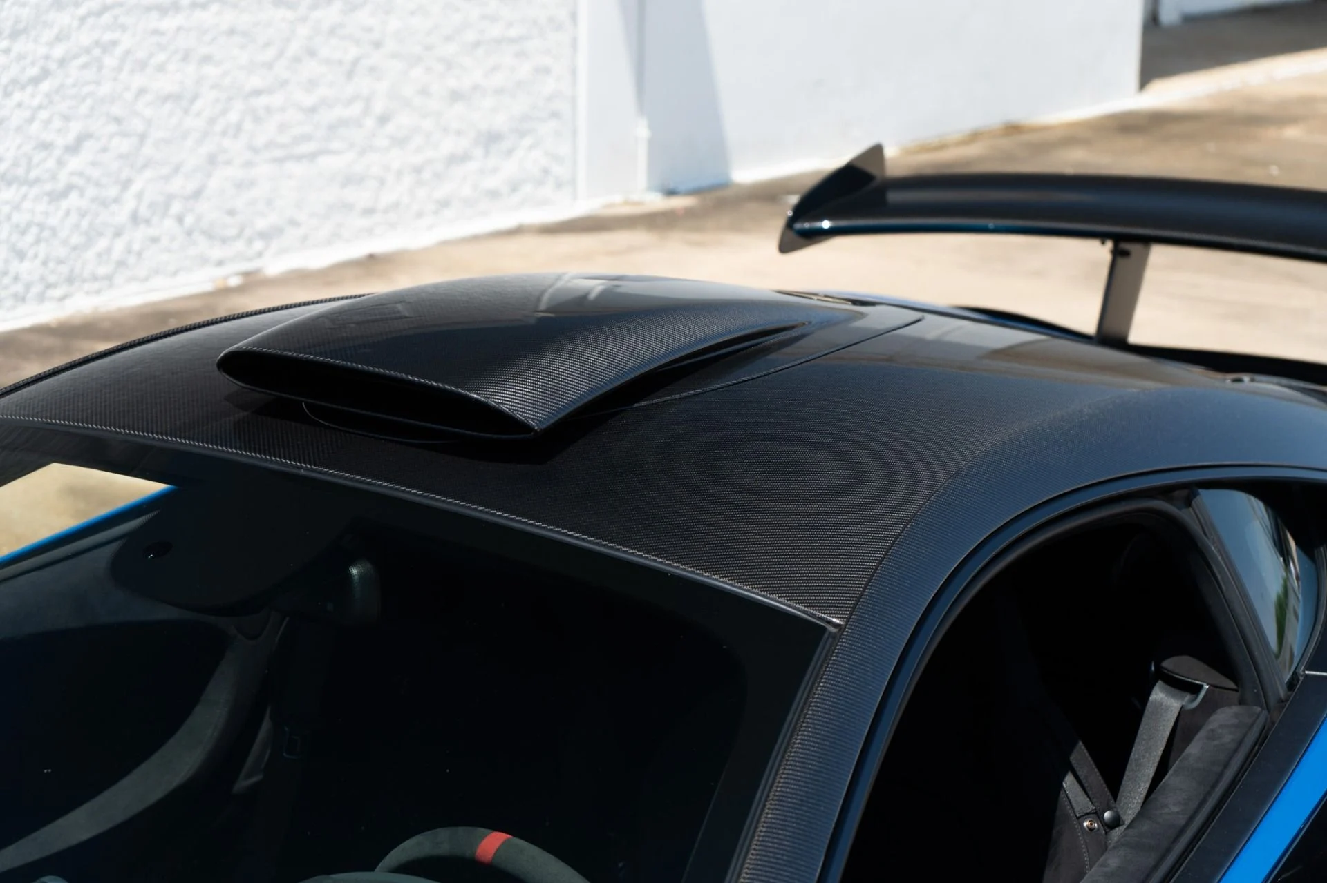 mph040_3633064840_Used_2020_Mc_Laren_620_R_1787598214_257155e9f9