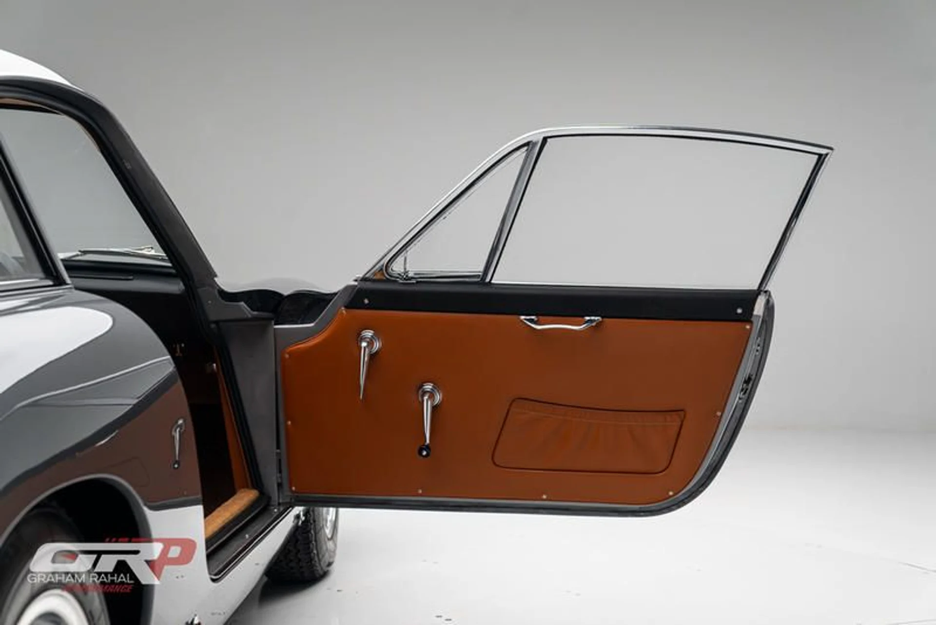 mph040_3646422425_A4_FBFA_31_2_F21_4888_AB_8_E_07_CB_02_CD_5_D9_E_d44559dc6b