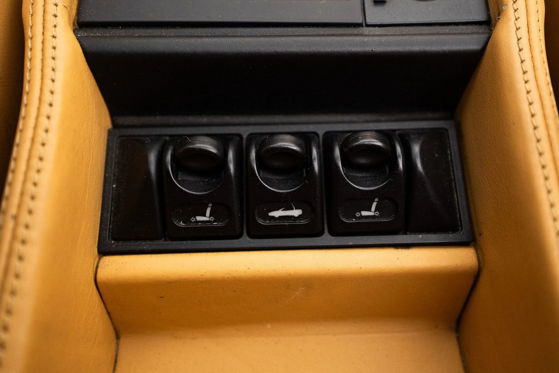 mph040_3651938207_94b795dfc59b488d81825cb22df8d0c7_7cddc420ed