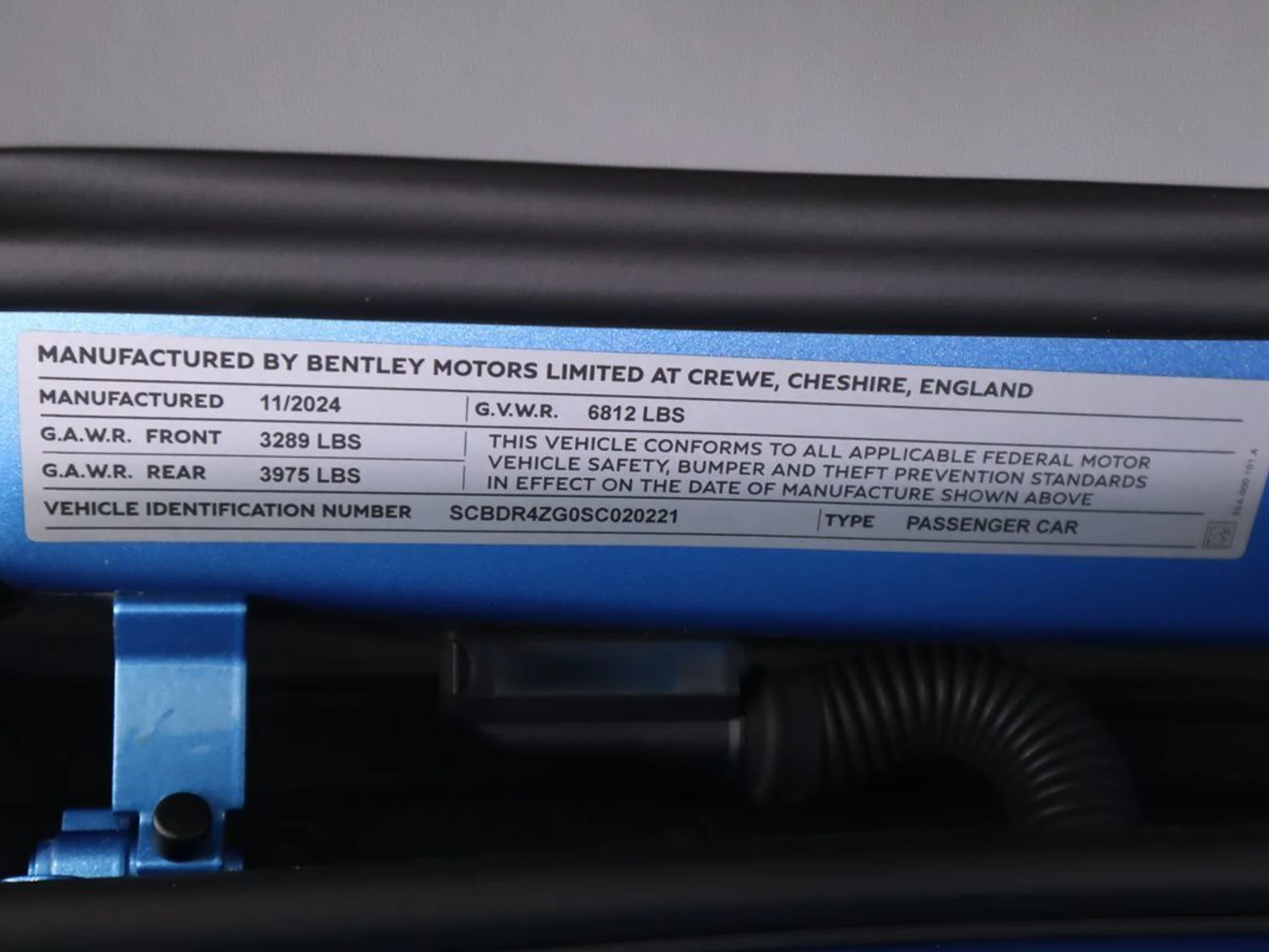 mph040_3656884844_used_2025_bentley_continental_gtspeedconvertible_8119_22941730_41_1024_4172849e46