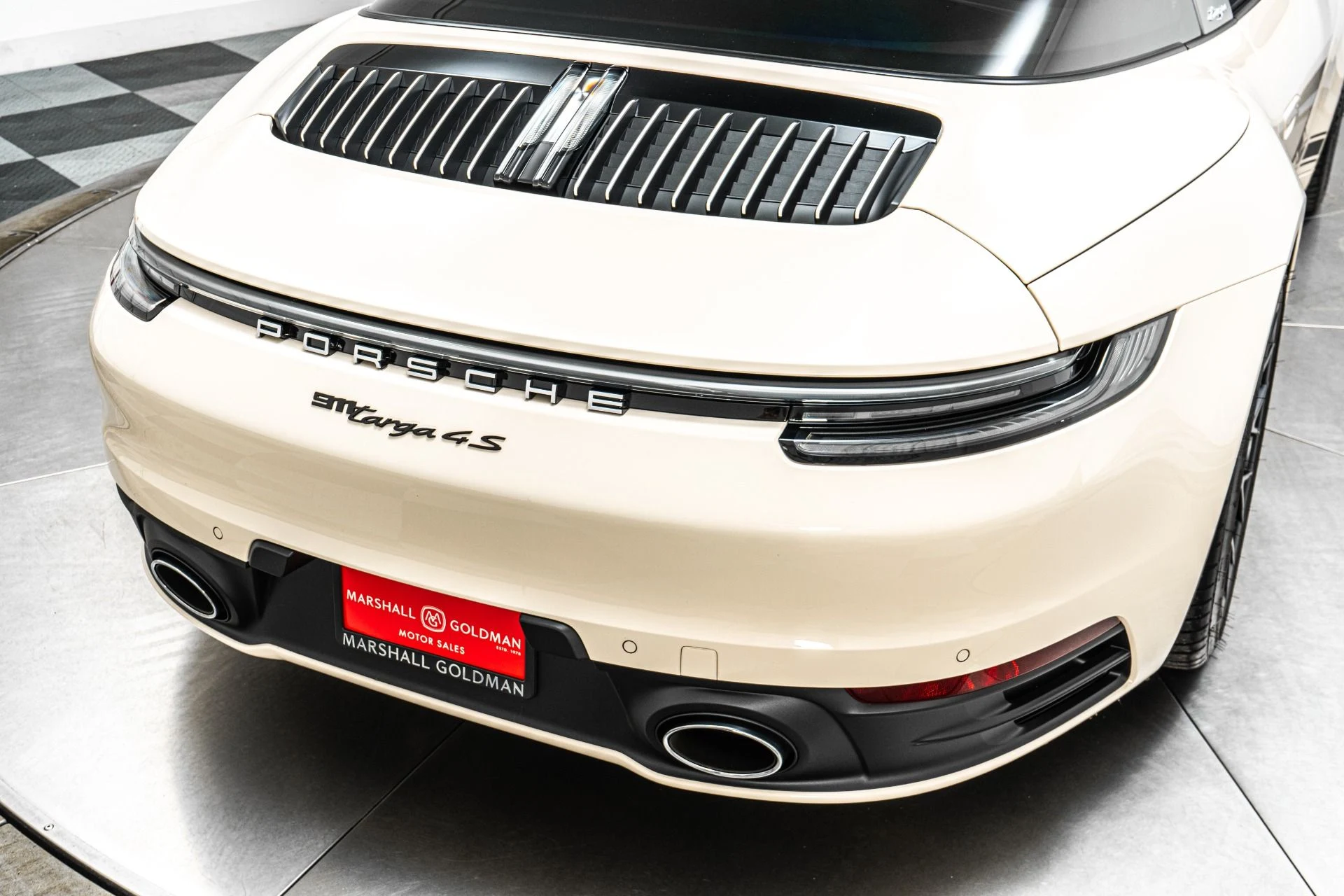 mph040_3663130719_Used_2024_Porsche_911_Targa_4_S_1792178990_7a9fe613ed