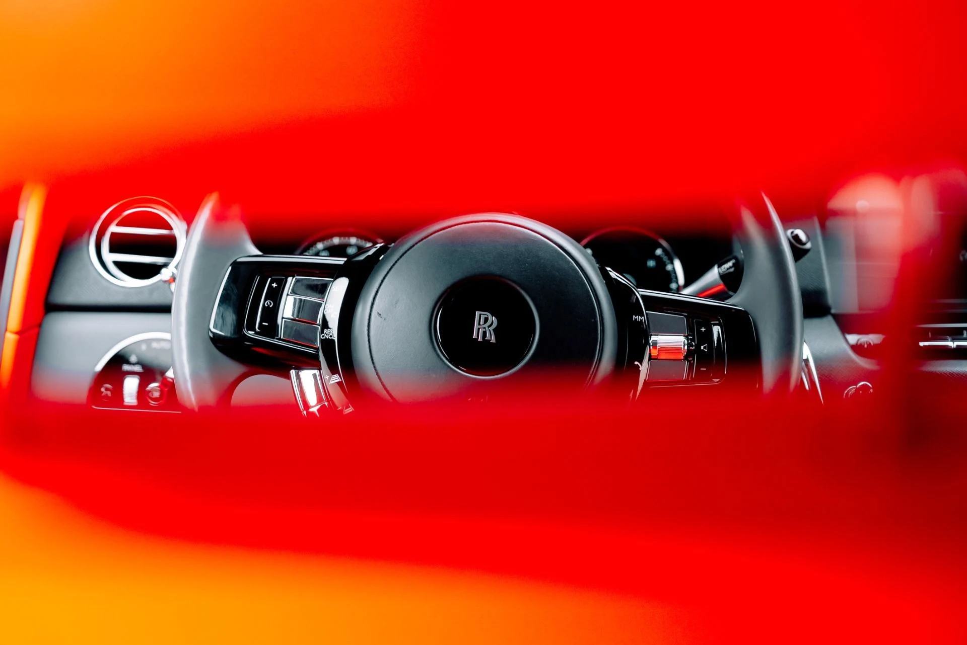 mph040_366946155_Used_2020_Rolls_Royce_Cullinan_1764611756_531c4d09ff