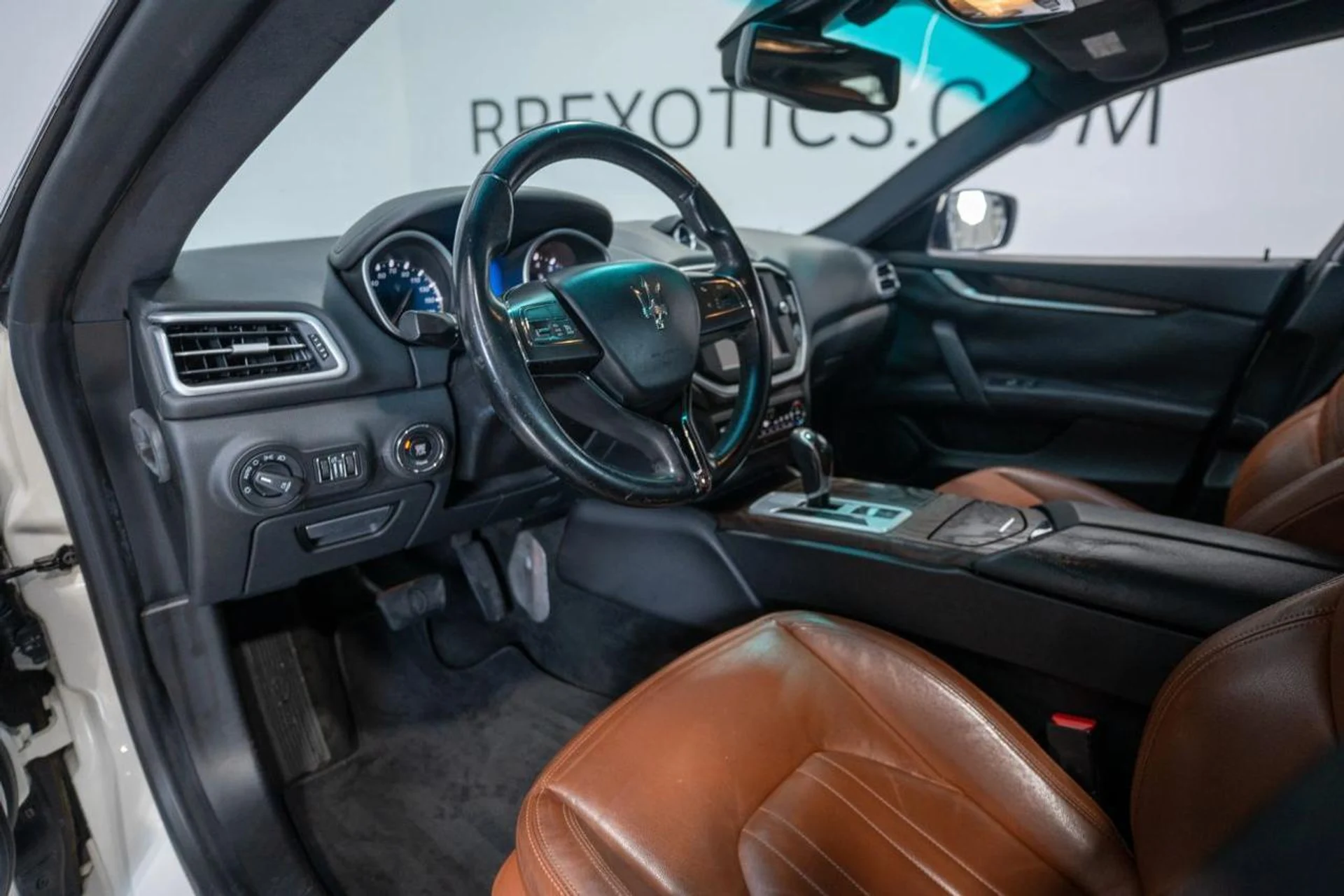 mph040_3671729412_e755c59eb3f74ab4c96ad5ea8f2dcc90_12a768a46e