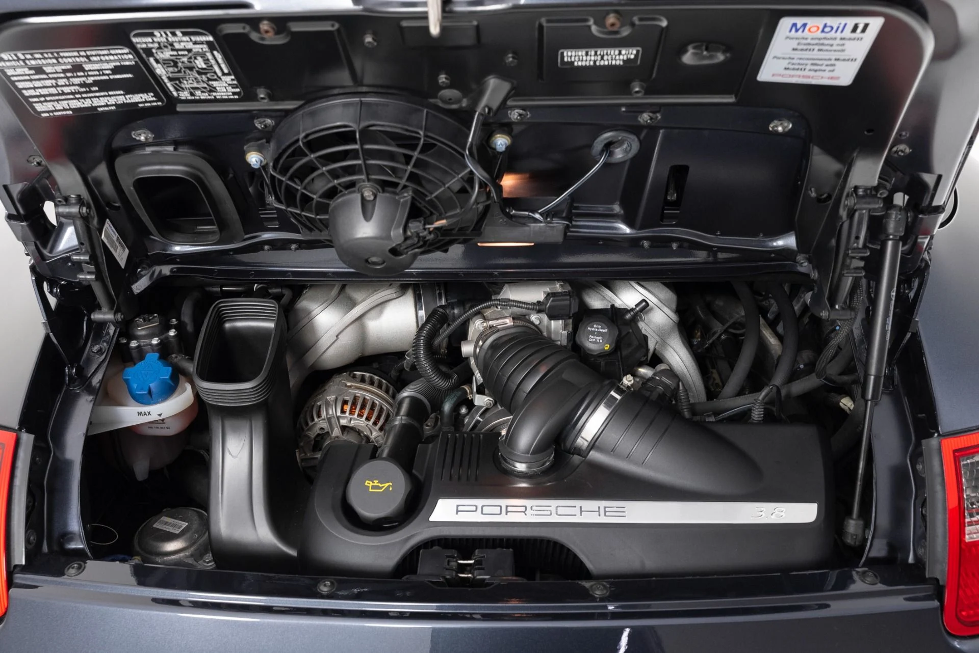 mph040_3678188316_Used_2006_Porsche_911_Carrera_S_Carrera_S_1756323819_68b83e4e14