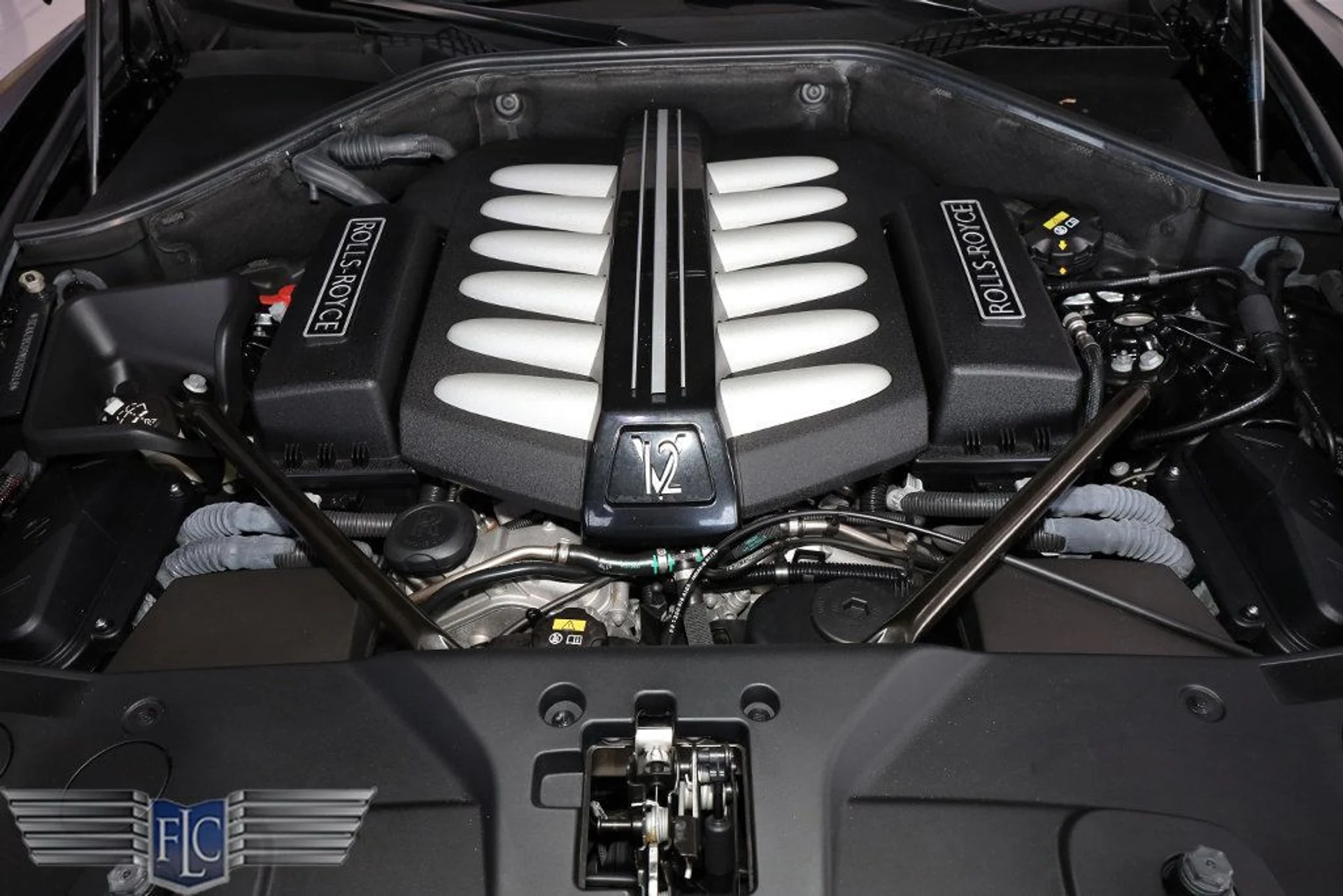 mph040_3679867796_used_2021_rolls_royce_dawn_convertible_6305_23016597_41_1024_6b8d1d6f9b