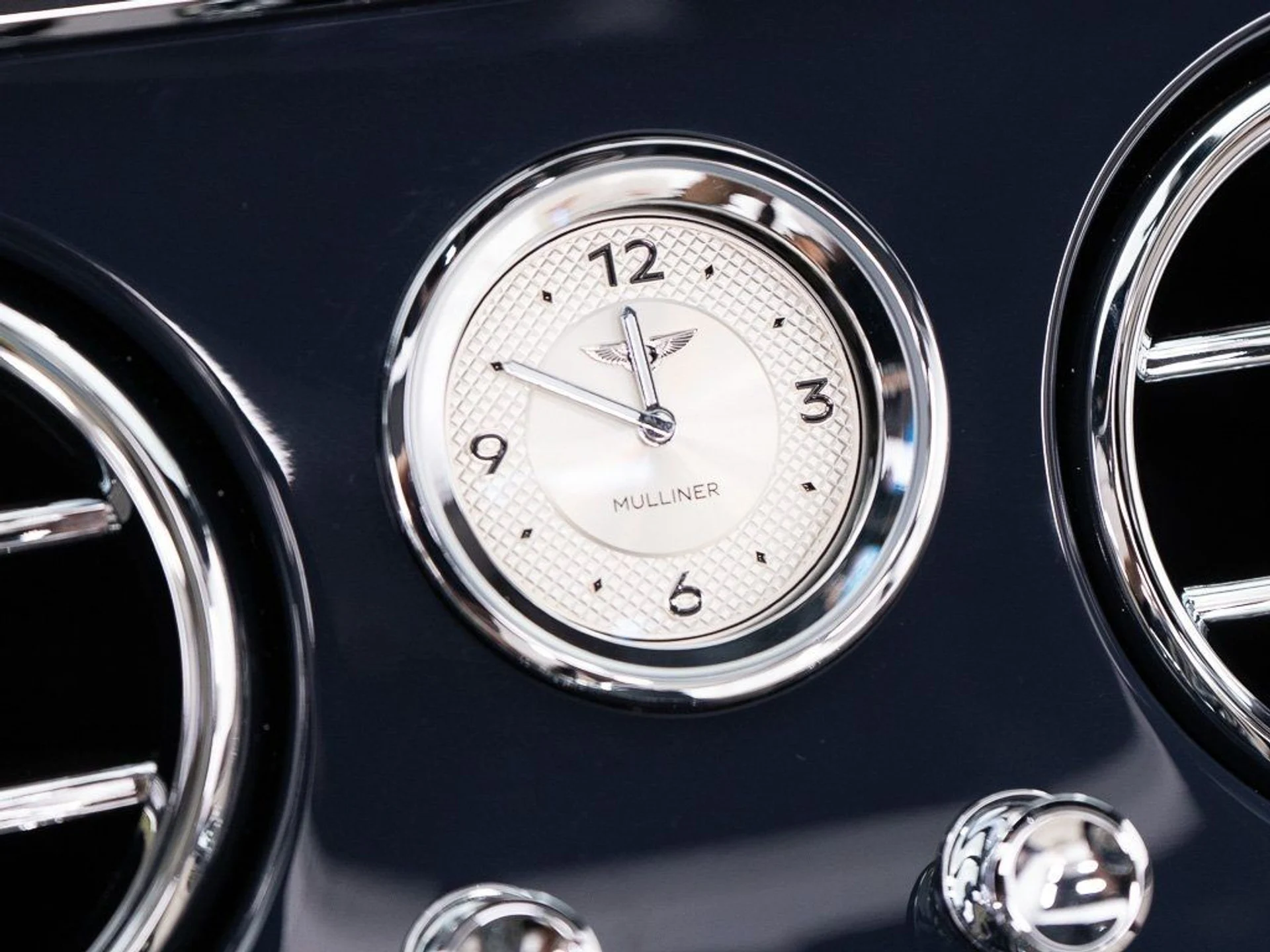 mph040_368590747_69f8c16903225a8eeca9b0f57c08685c_4106dfcf72