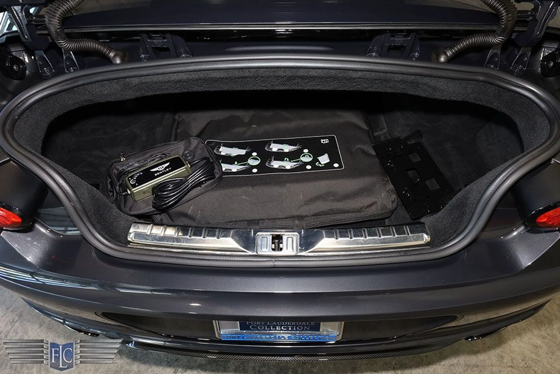 mph040_3693138067_used_2022_bentley_continental_gtcv8mullinerconvertible_9689_22472853_41_1024_c6082fbdef