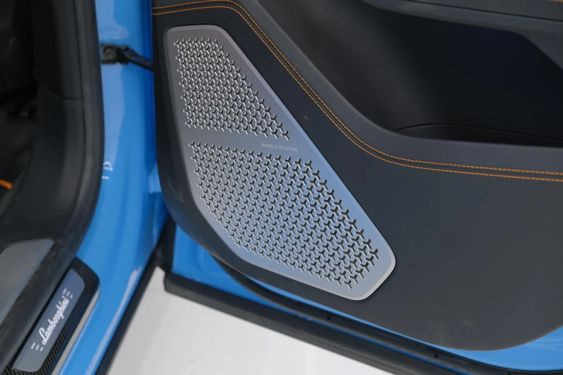 mph040_3694400369_afd5baea2a9792ea2561846a4a5c877f_4d489be38f