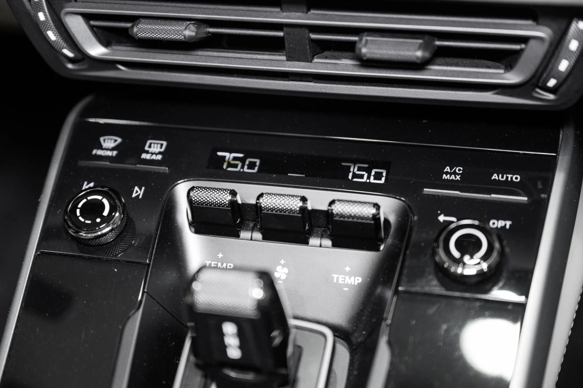 mph040_3726038504_Used_2021_Porsche_911_Turbo_S_1775321937_c44ad353de