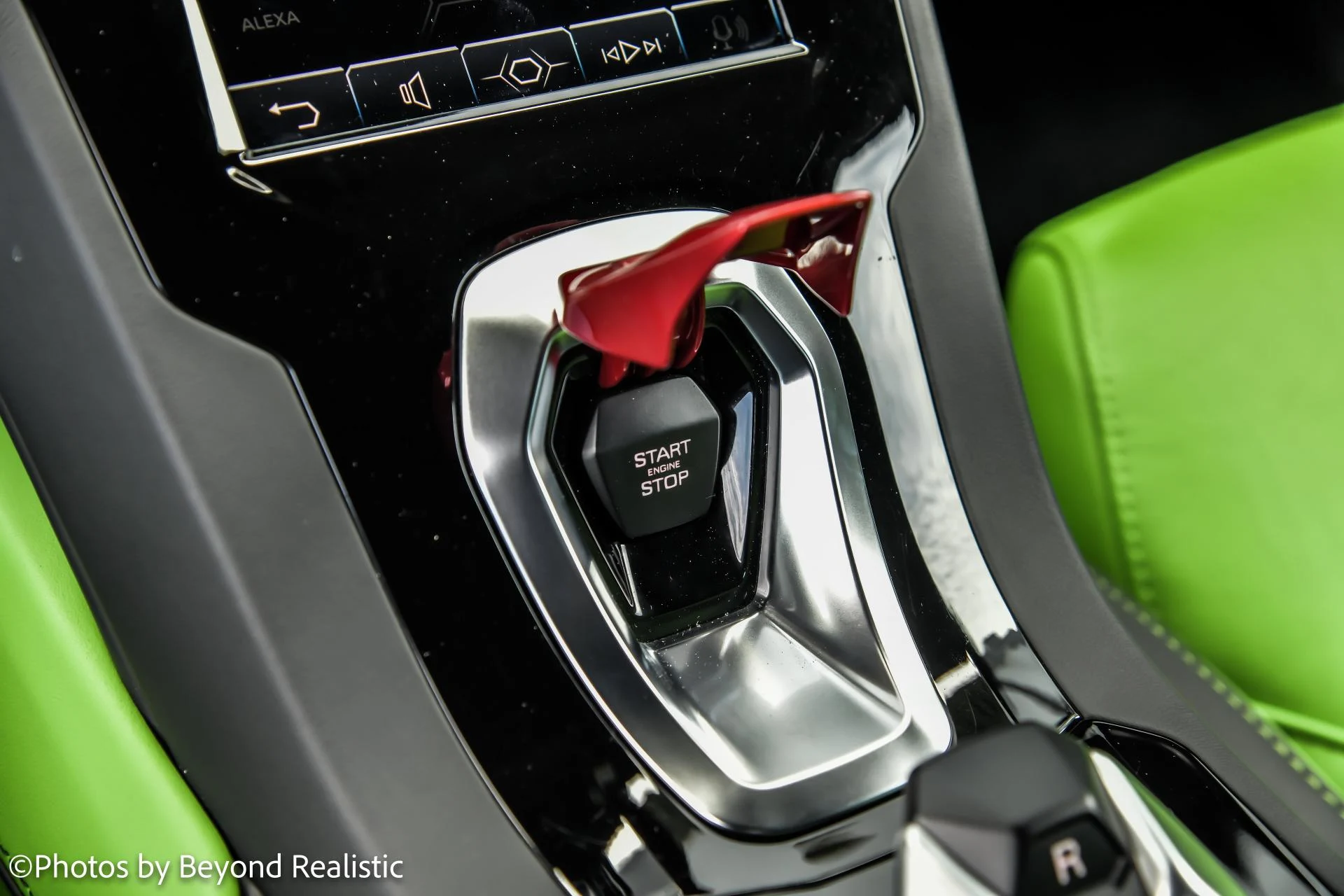 mph040_3745858383_Used_2021_Lamborghini_Huracan_EVO_Spyder_1756800469_75007451ad