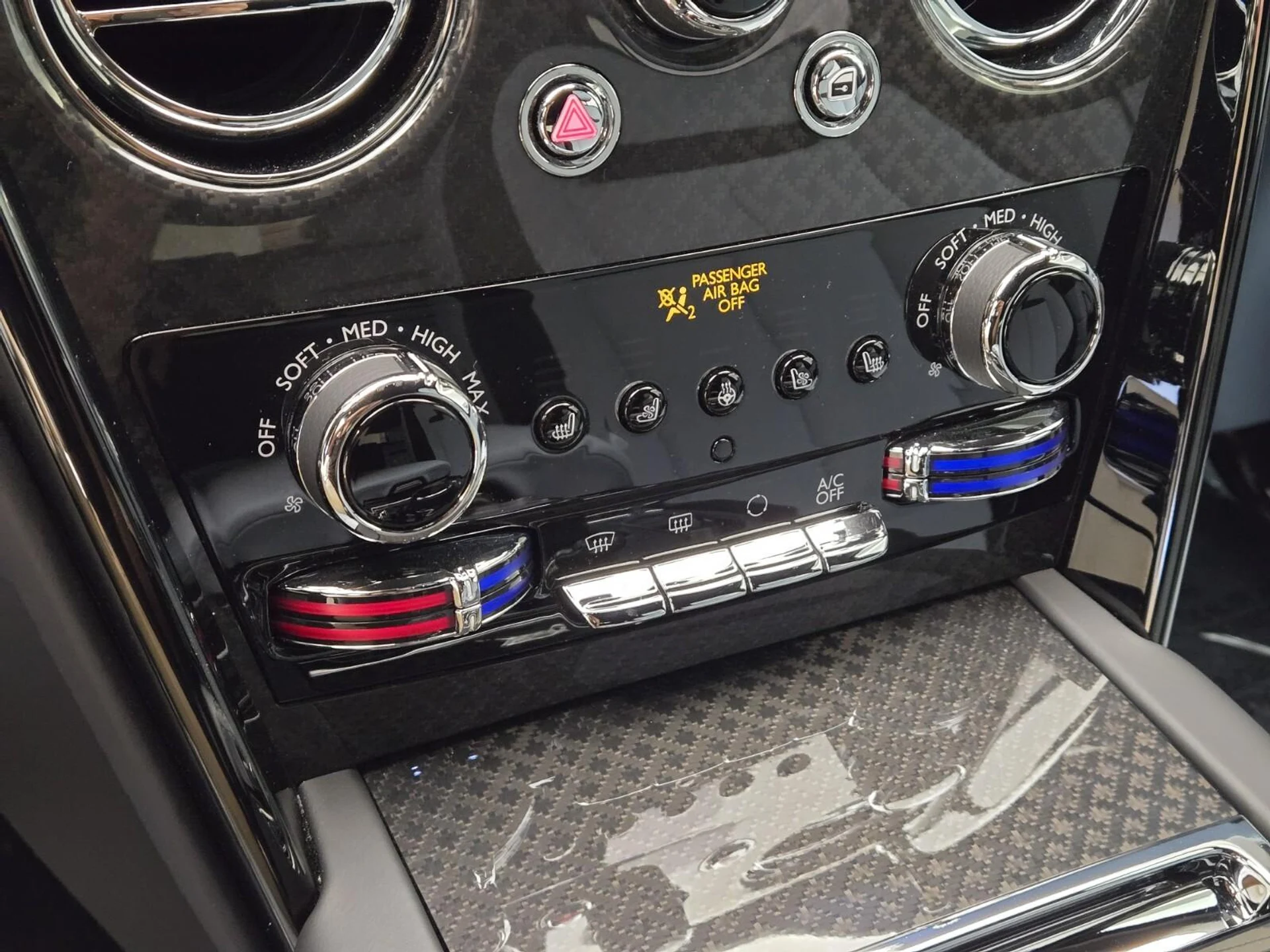 mph040_374643276_Used_2025_Rolls_Royce_Cullinan_Black_Badge_1770446952_b50f1830eb