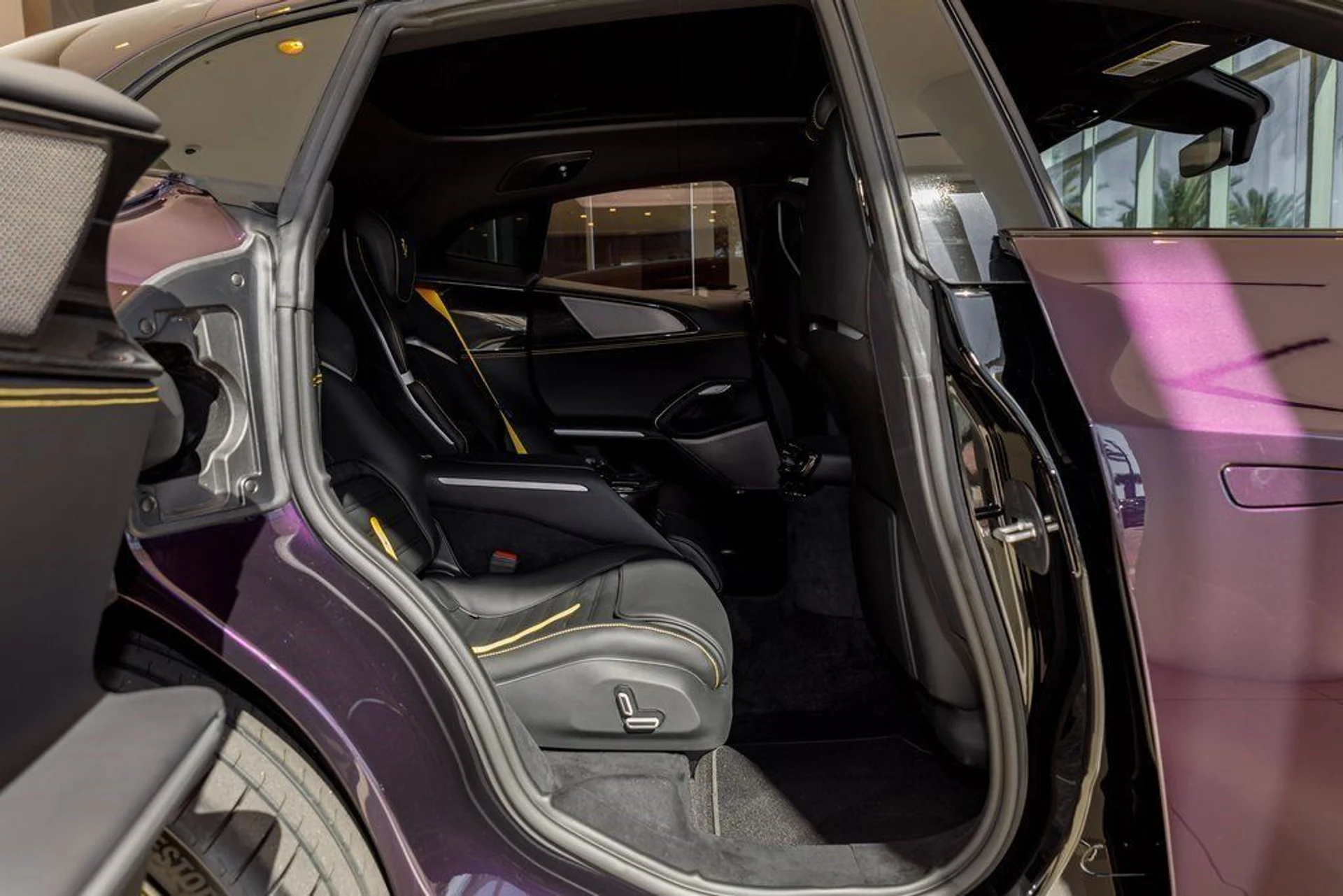 mph040_3753004454_4636bcd7544c0f3bf0ff0f896f73dfd1_0af108e16f