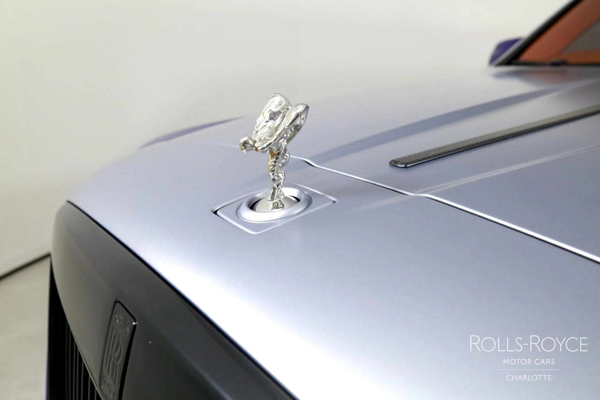 mph040_3754573103_Used_2019_Rolls_Royce_Cullinan_Mansory_1771362670_b93d25b02b