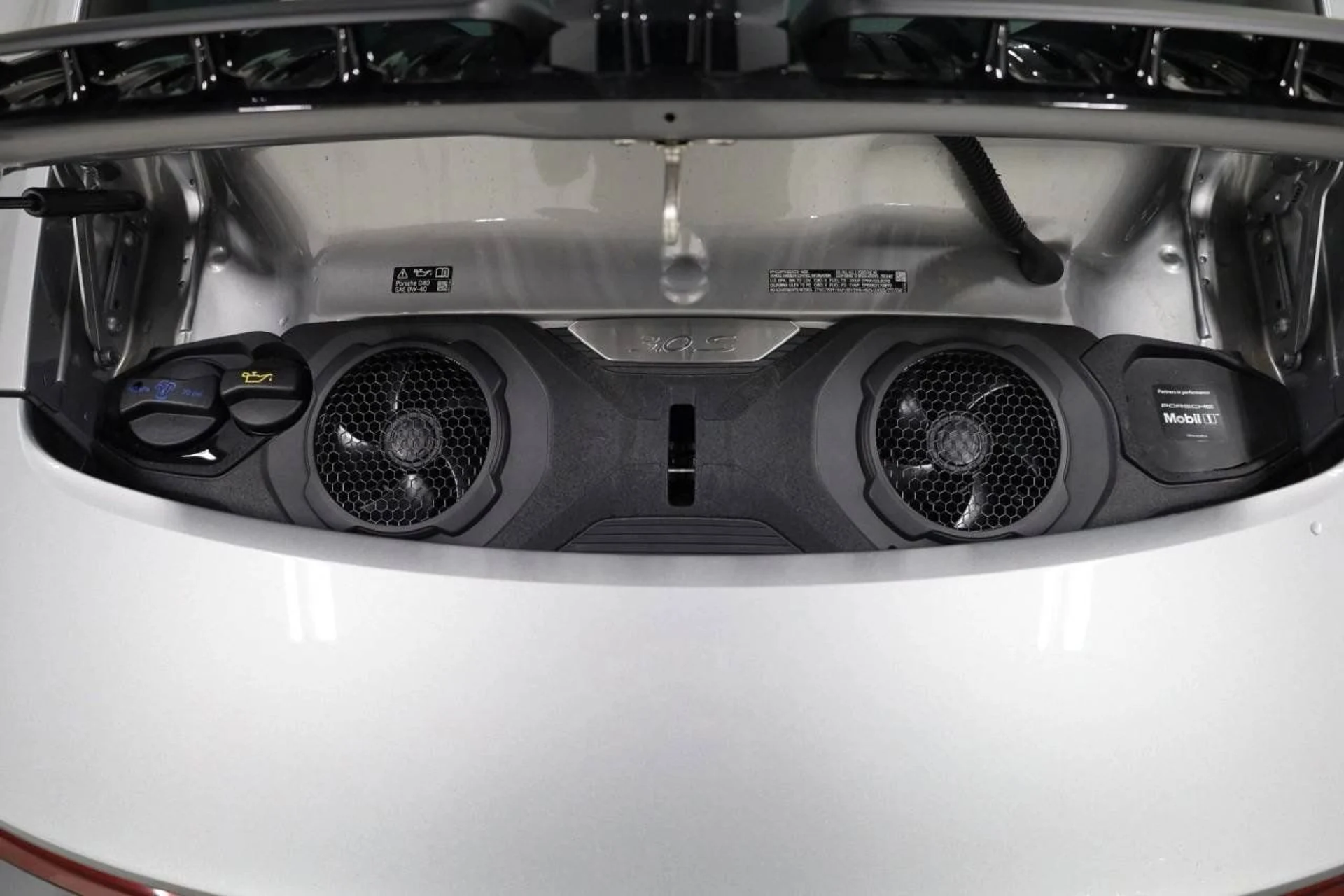 mph040_3760929005_9dd0eb0dd0c9615c75a427a2653c2884_6896a6c3e8