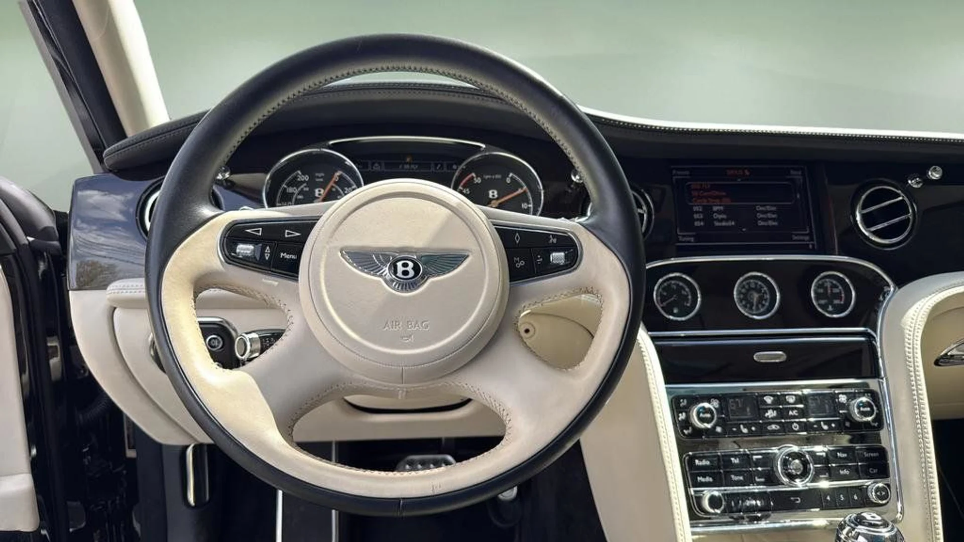 mph040_3784383681_2c4a554bef044e20b6a94112ce935f45_45c9896bd1