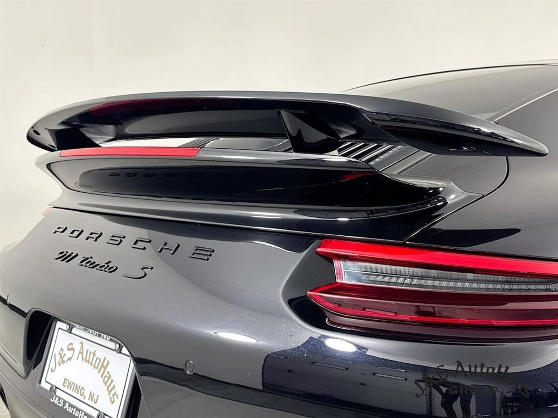 mph040_379351124_2w5p5q0n5h7gy3n9juaph3hu71f1_c4378cc0be