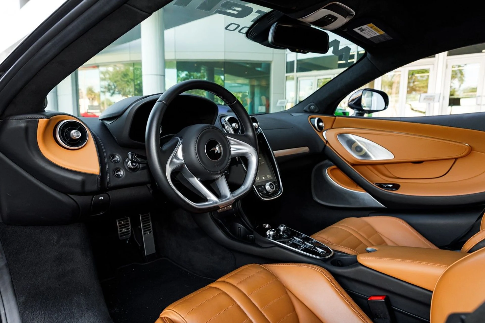 mph040_3794557341_638_p41_l_0a8acfd45f