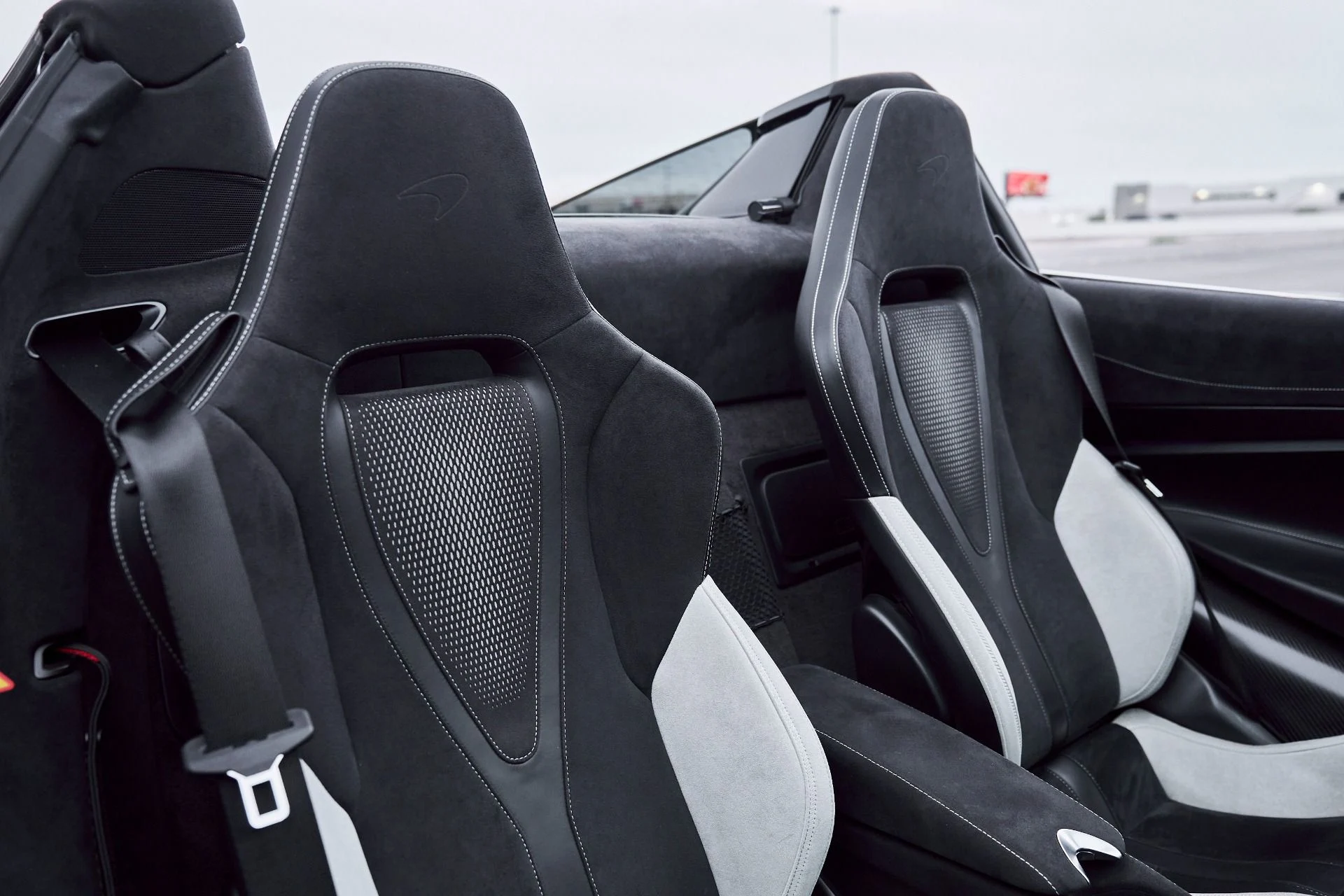 mph040_3805040470_Used_2024_Mc_Laren_750_S_1767753290_56c8ae403d