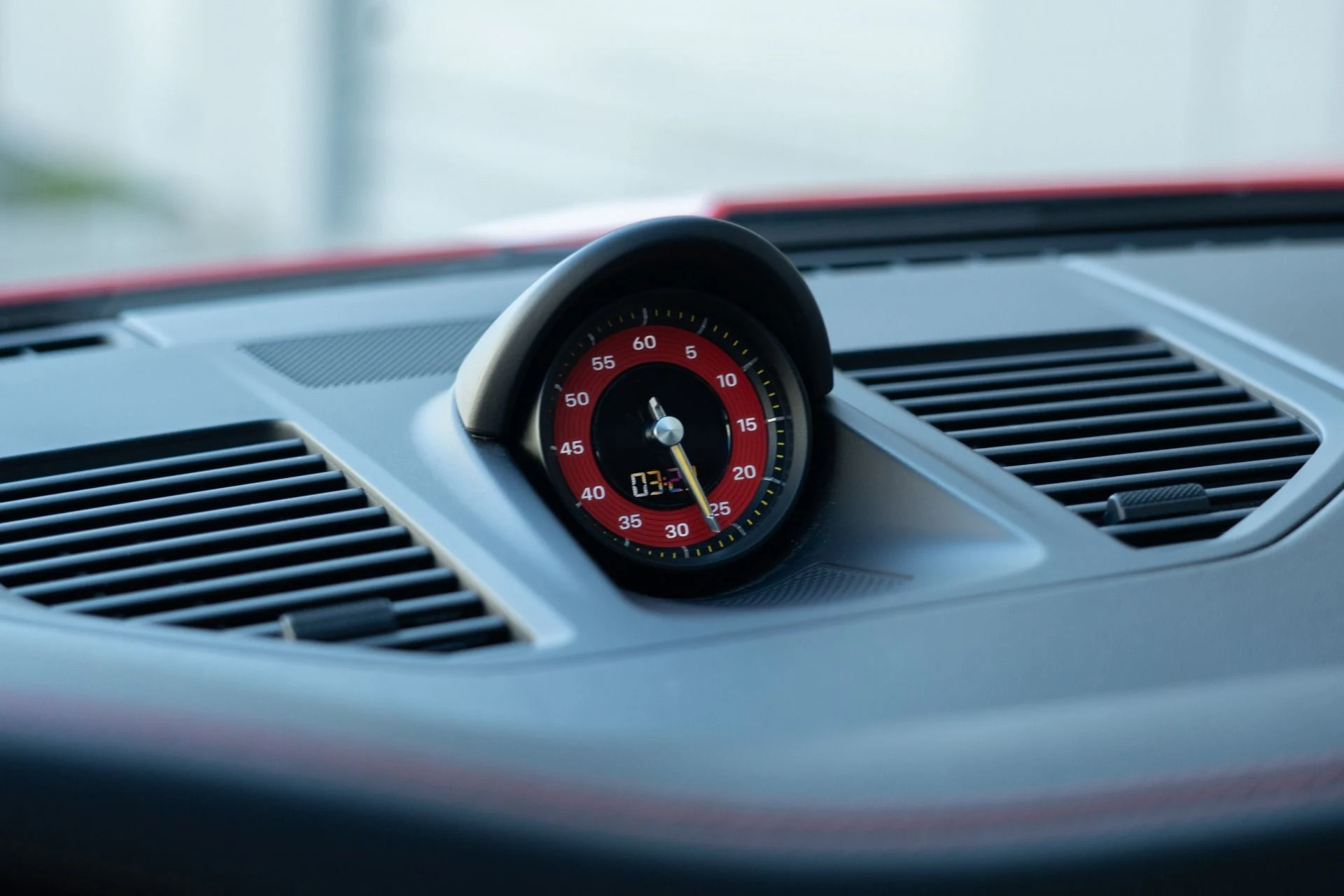 mph040_3838225728_Used_2022_Porsche_911_GT_3_1757030198_5079a2b92d