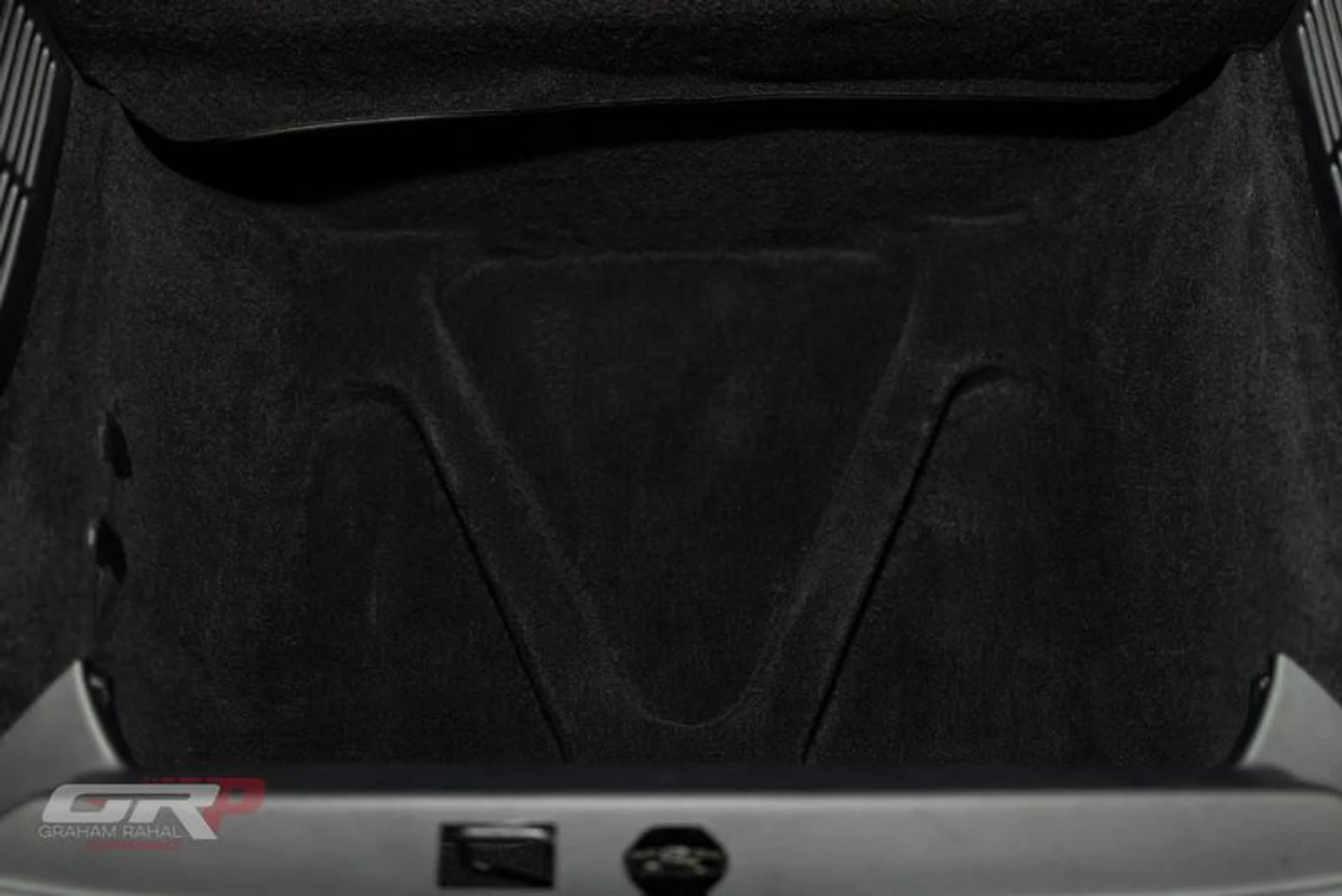 mph040_3844502200_EF_425399_97_F0_40_B1_B481_FAE_1_C68_ED_928_6486c75dc1