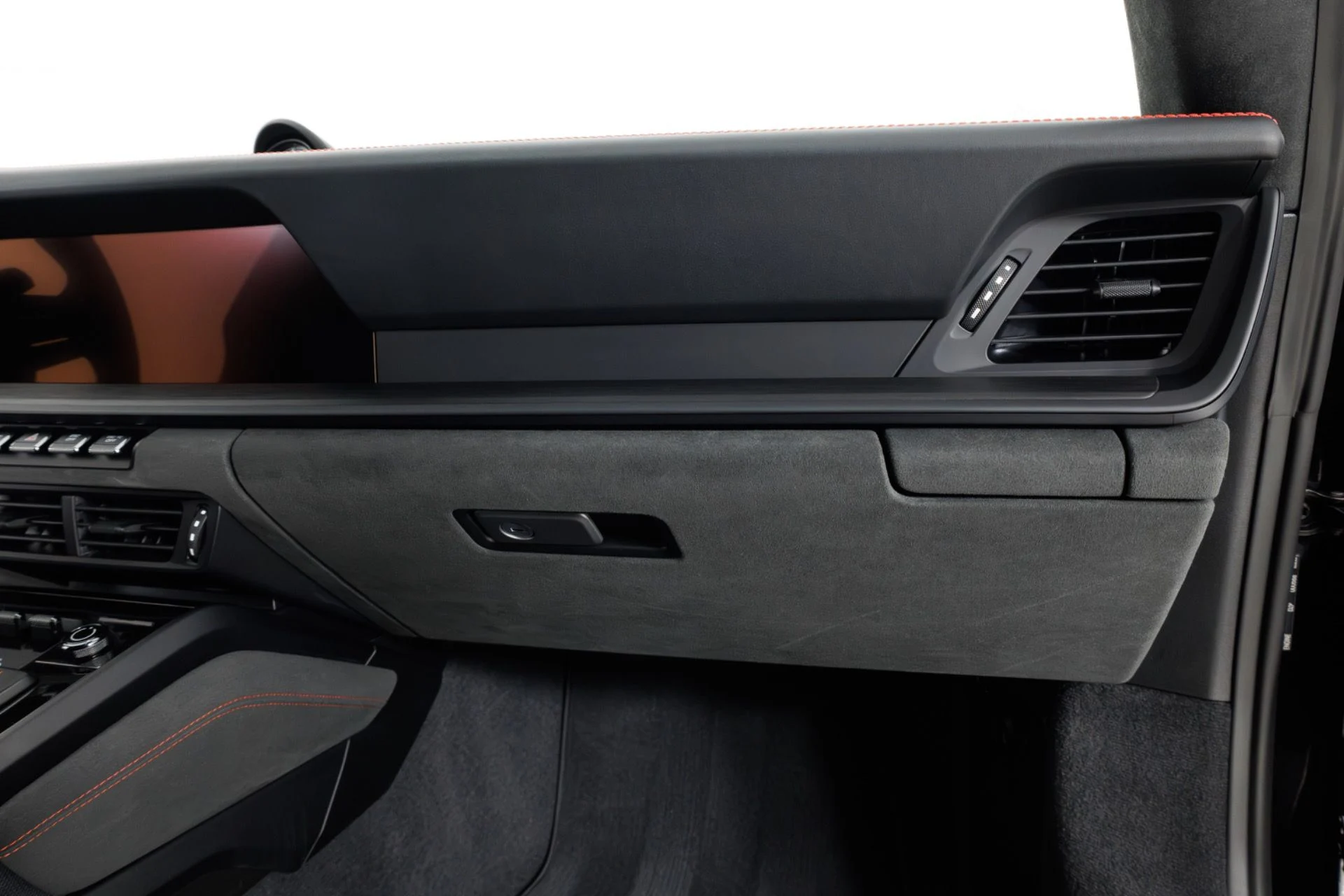 mph040_3847666371_Used_2025_Porsche_911_GT_3_1777072064_32caef47c4