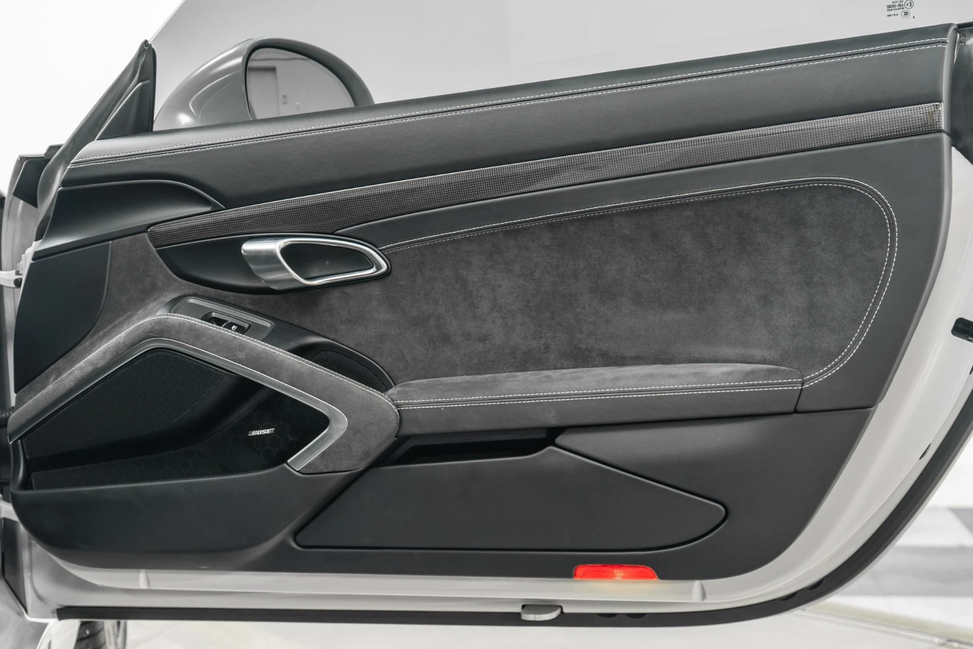 mph040_3849543290_Used_2019_Porsche_911_GT_3_6_Speed_Manual_Carbon_Buckets_Extended_Leather_1779893213_4a59d0e7c3