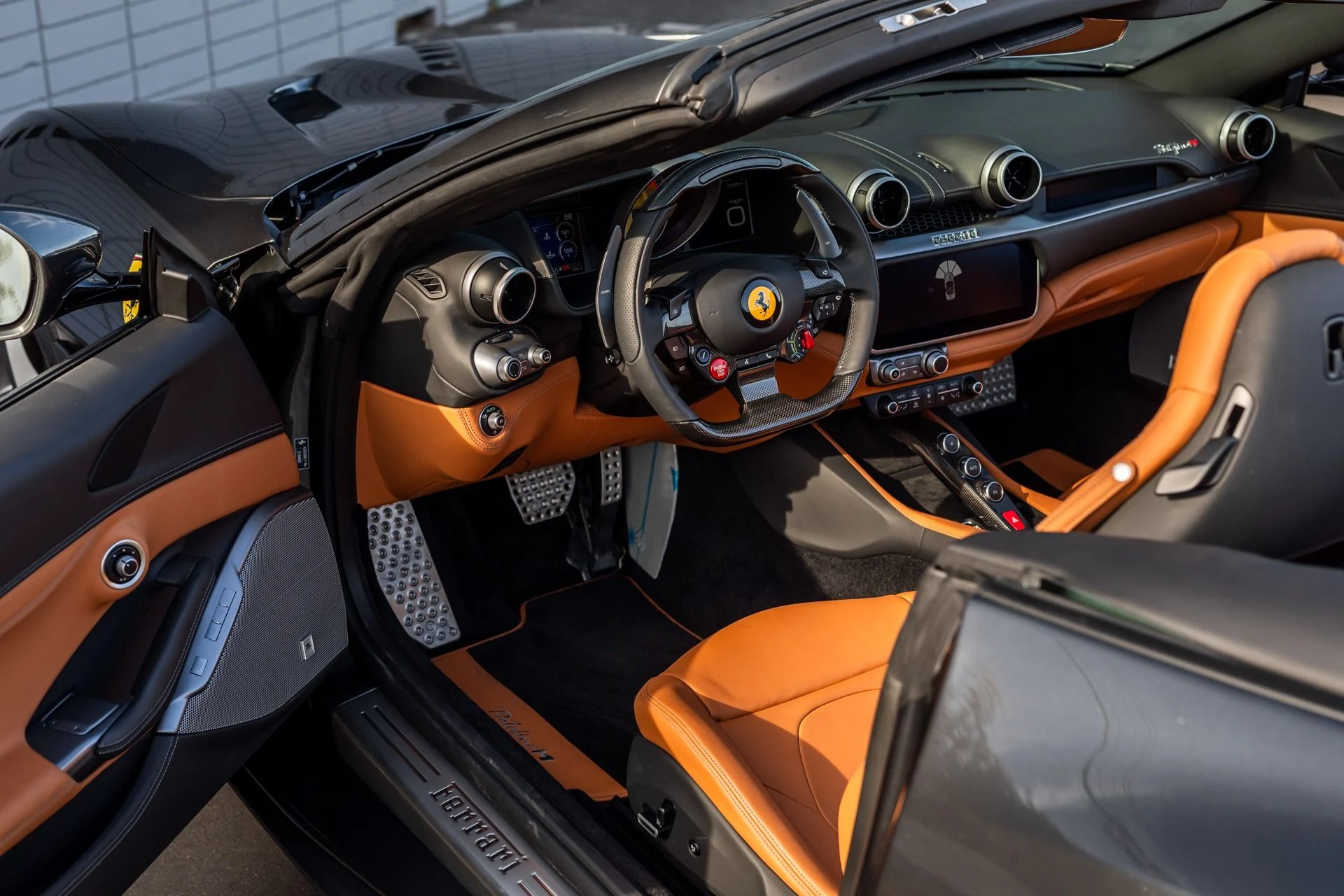 mph040_3868042351_Used_2023_Ferrari_Portofino_M_1735061517_84af564d85