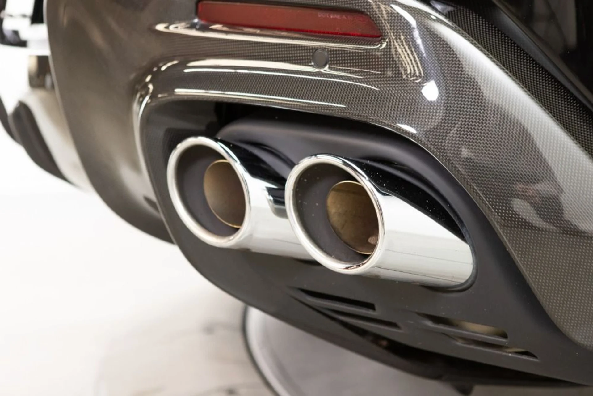 mph040_3870479256_Used_2025_Ferrari_Purosangue_1fa3ef859b